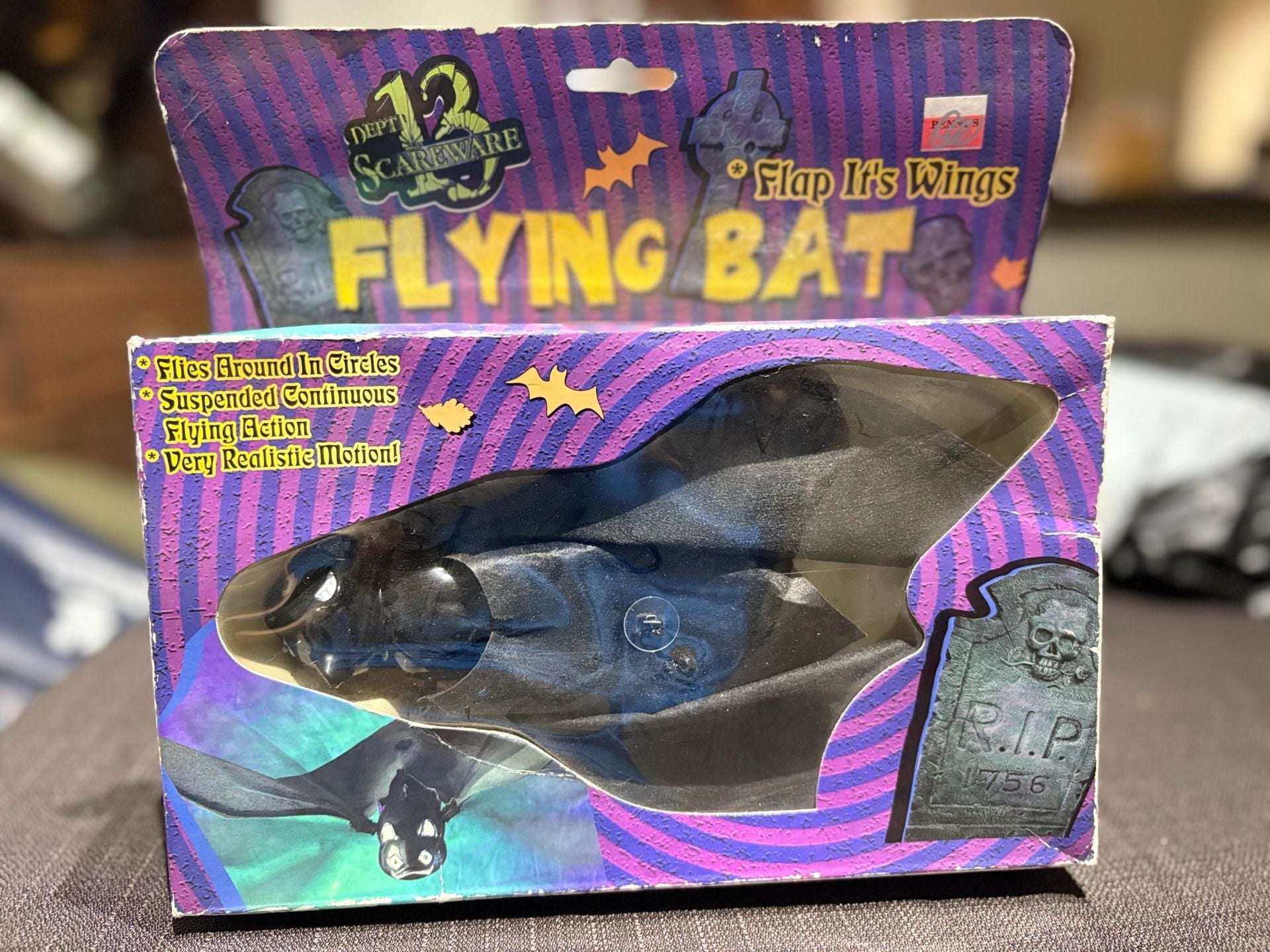 Vintage Dept 13 Gemmy Hanging Flying Bat Halloween Animated Prop Decor Decor 3