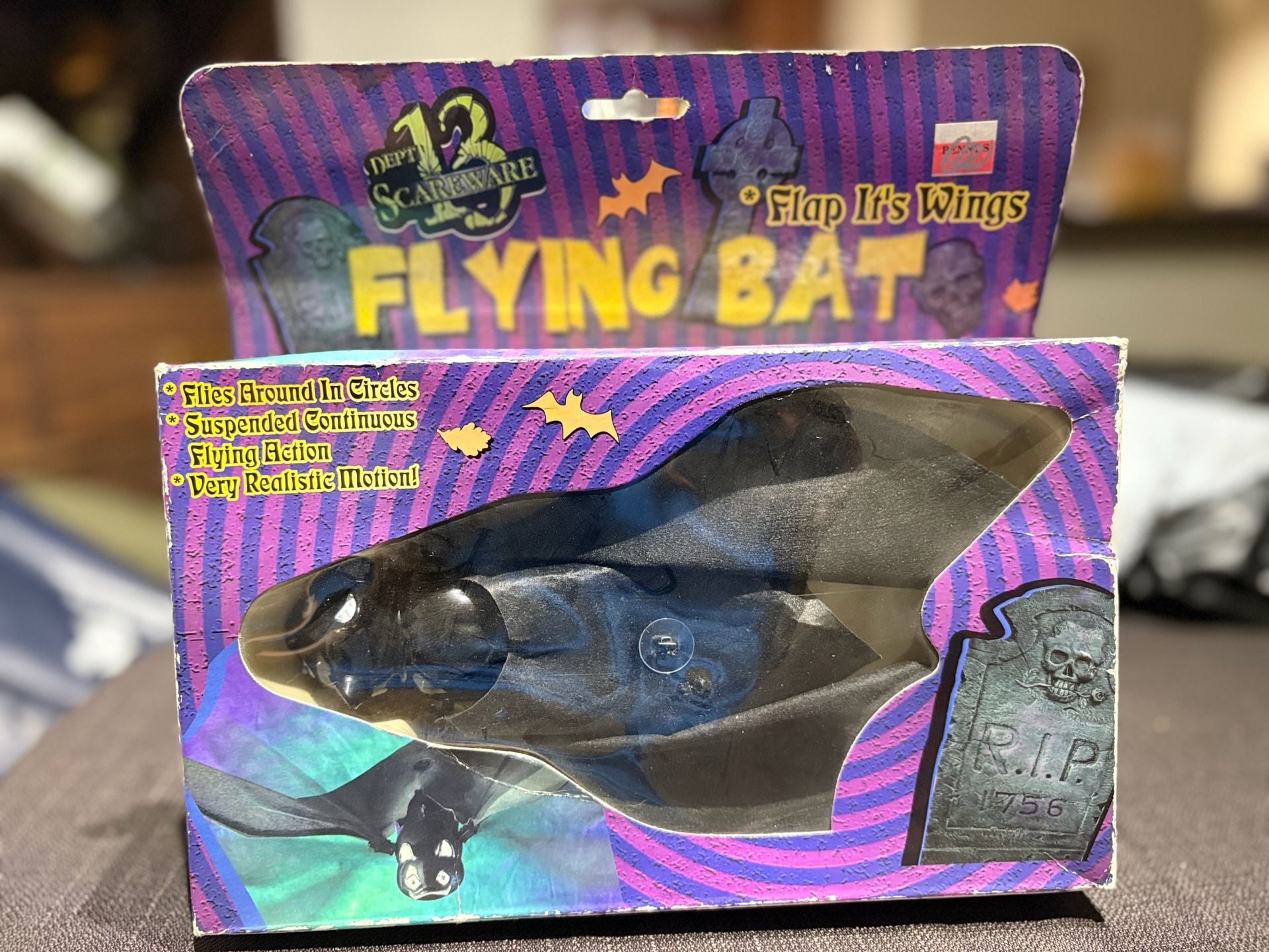 Vintage Dept 13 Gemmy Hanging Flying Bat Halloween Animated Prop Decor Decor 4