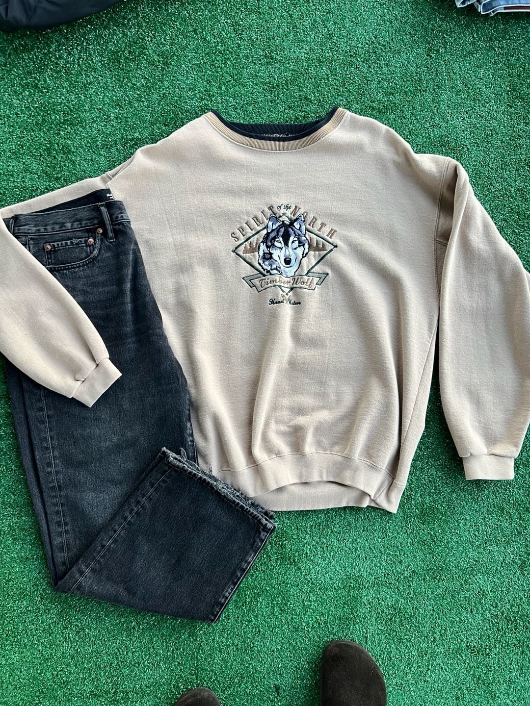 Vintage Headwaters Spirit of the North Timber Wolf 1