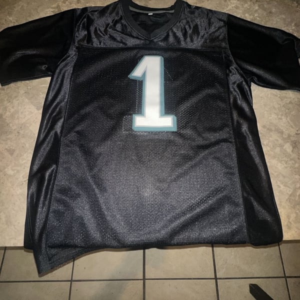 Unbranded Jalen Hurts 1 Philadelphia Eagles Football Jersey Medium/Large NWT