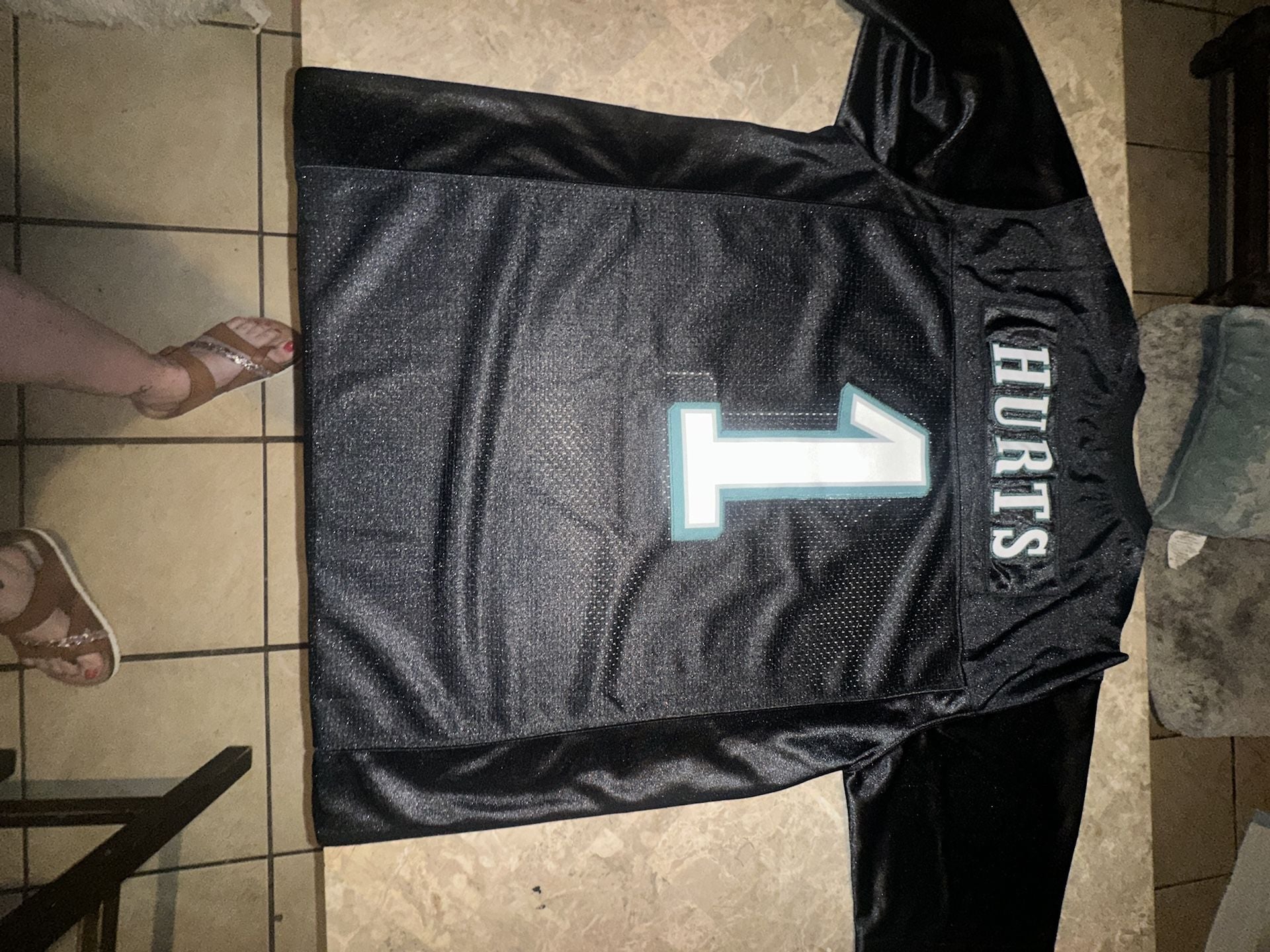Unbranded Jalen Hurts 1 Philadelphia Eagles Football Jersey Medium/Large NWT 4