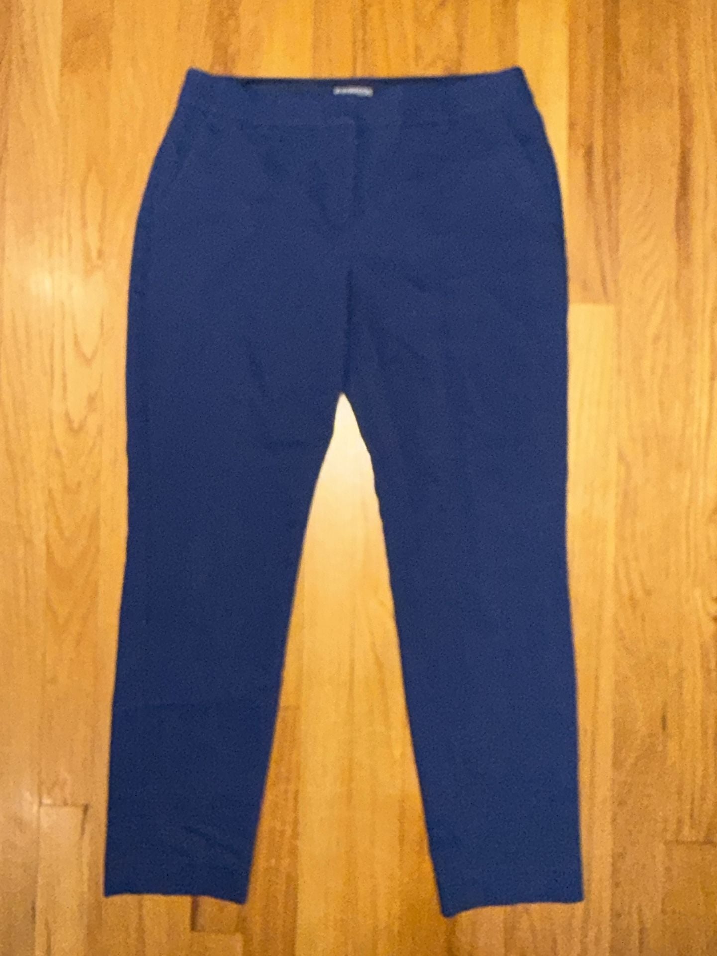 Express Woman’s Clothing Lot of 3 Columnist Pant, Blouse and Dress Size M 9