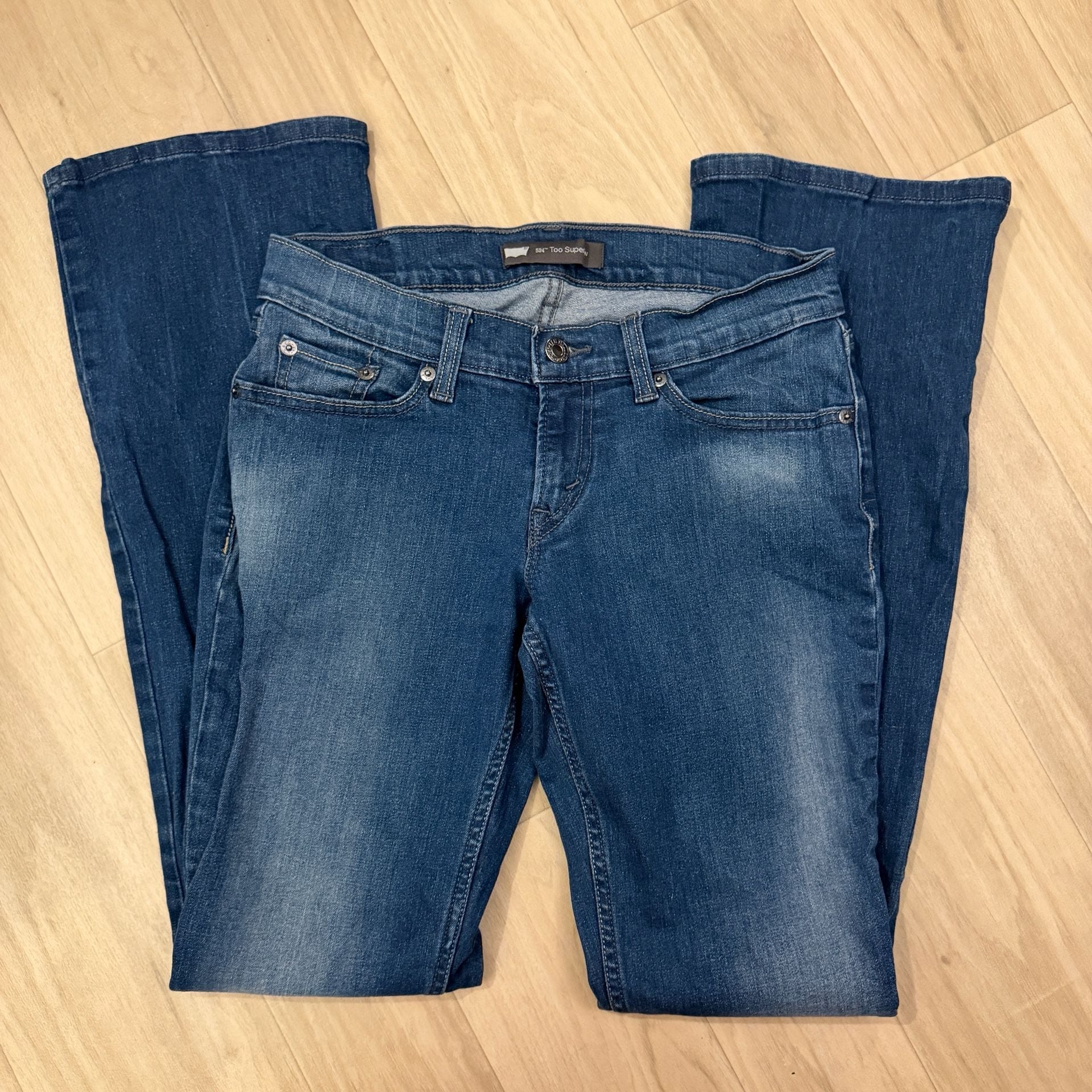Levi's 524 Too Superlow Bootcut Jeans Women's Size 27x32 Blue Denim 3