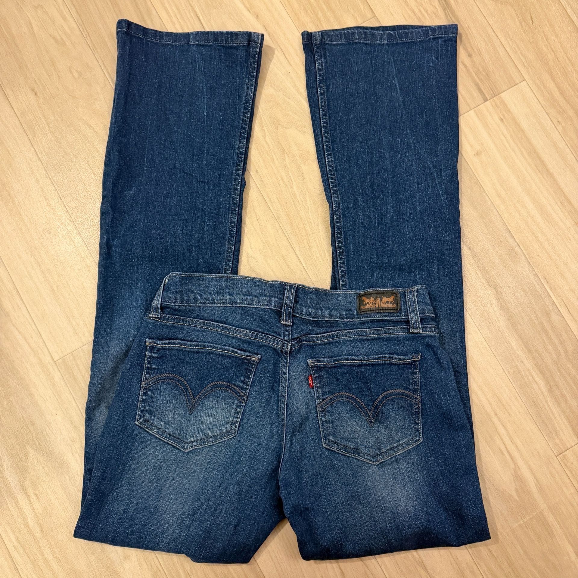 Levi's 524 Too Superlow Bootcut Jeans Women's Size 27x32 Blue Denim 2