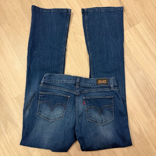 Levi's 524 Too Superlow Bootcut Jeans Women's Size 27x32 Blue Denim