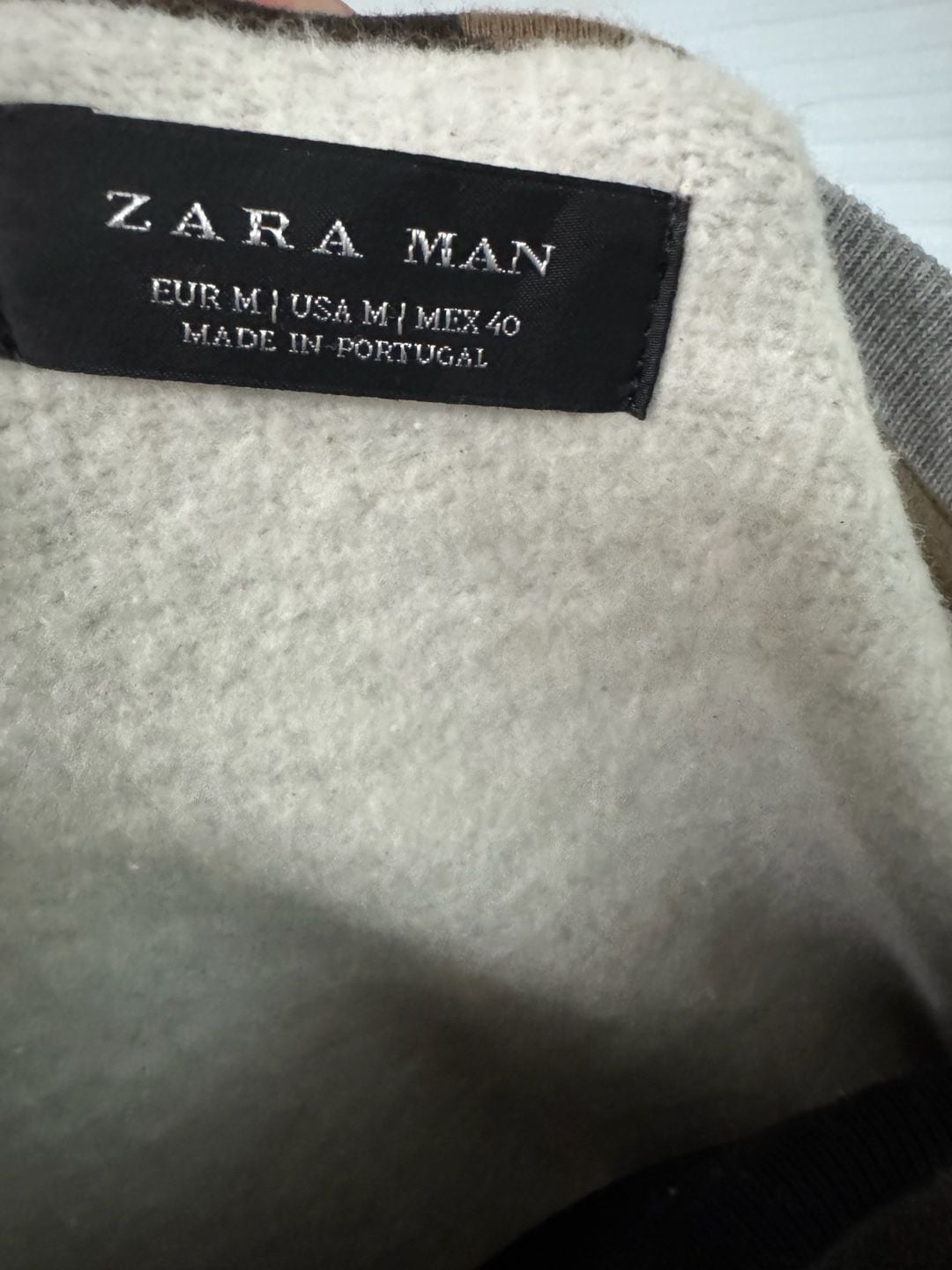Zara Man Grey Crewneck Sweatshirt with Camo Pocket Size M 5