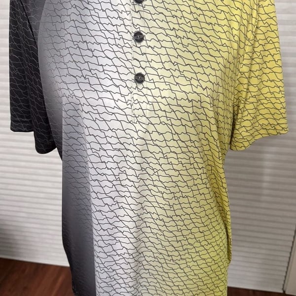 J by Jamie Sadock Short Sleeve Golf Polo Shirt Gradient Geometric Print. Men's M