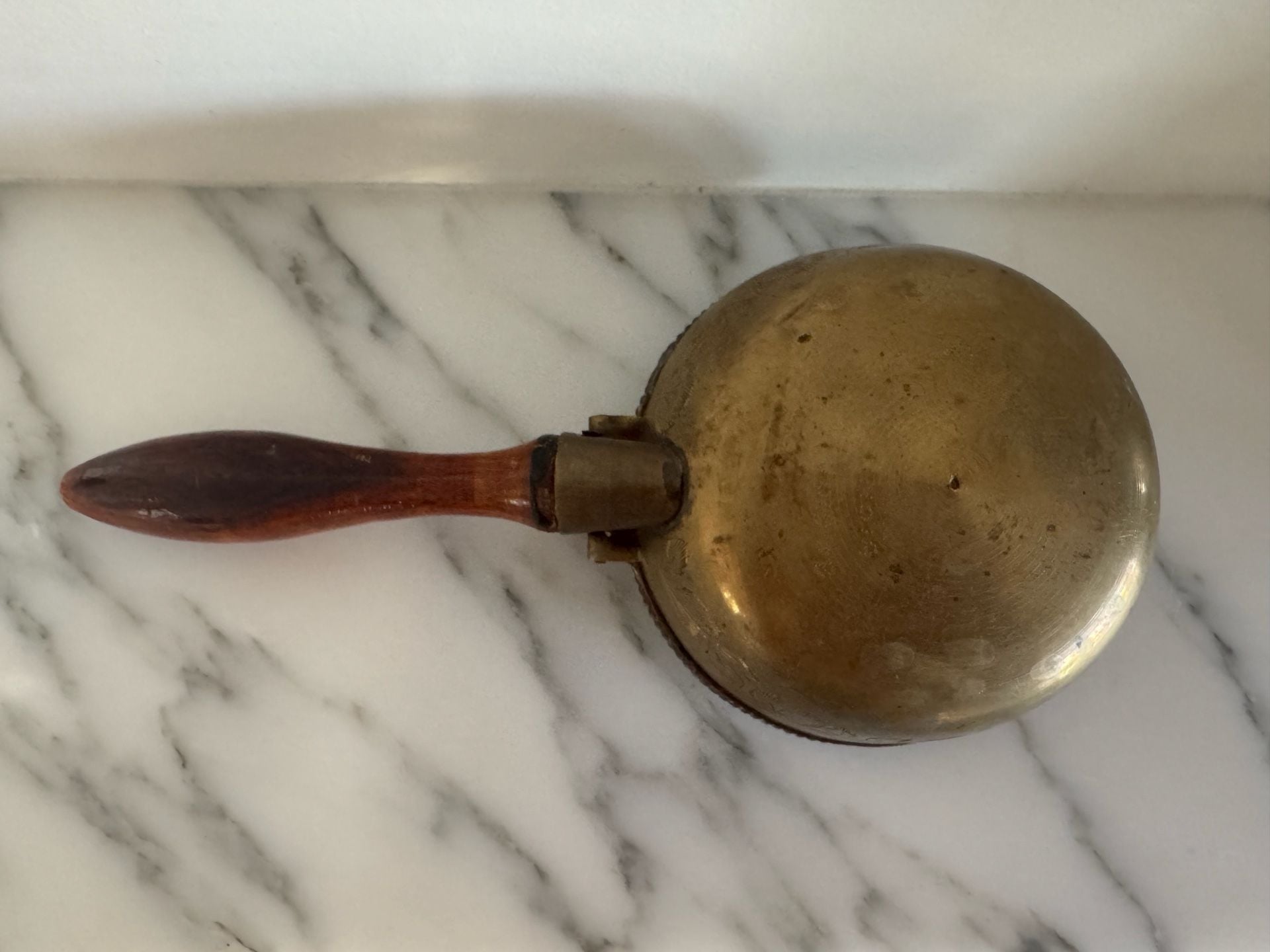 Vintage Brass Silent Butler Crumb Catcher with Wooden Handle and Etched Floral Design 6