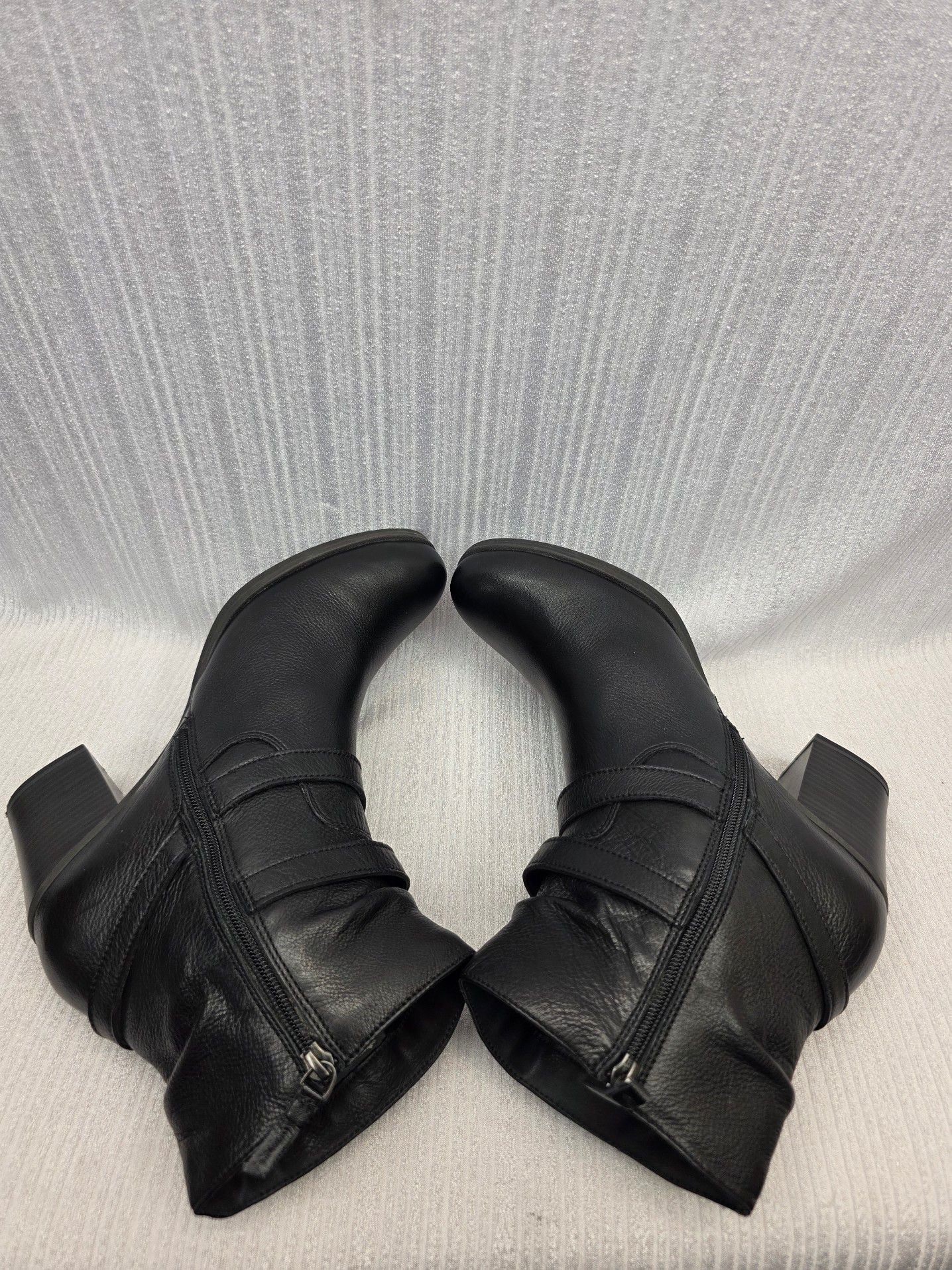 Tamaris Black Leather Ankle Boots with Straps and Block Heel 13