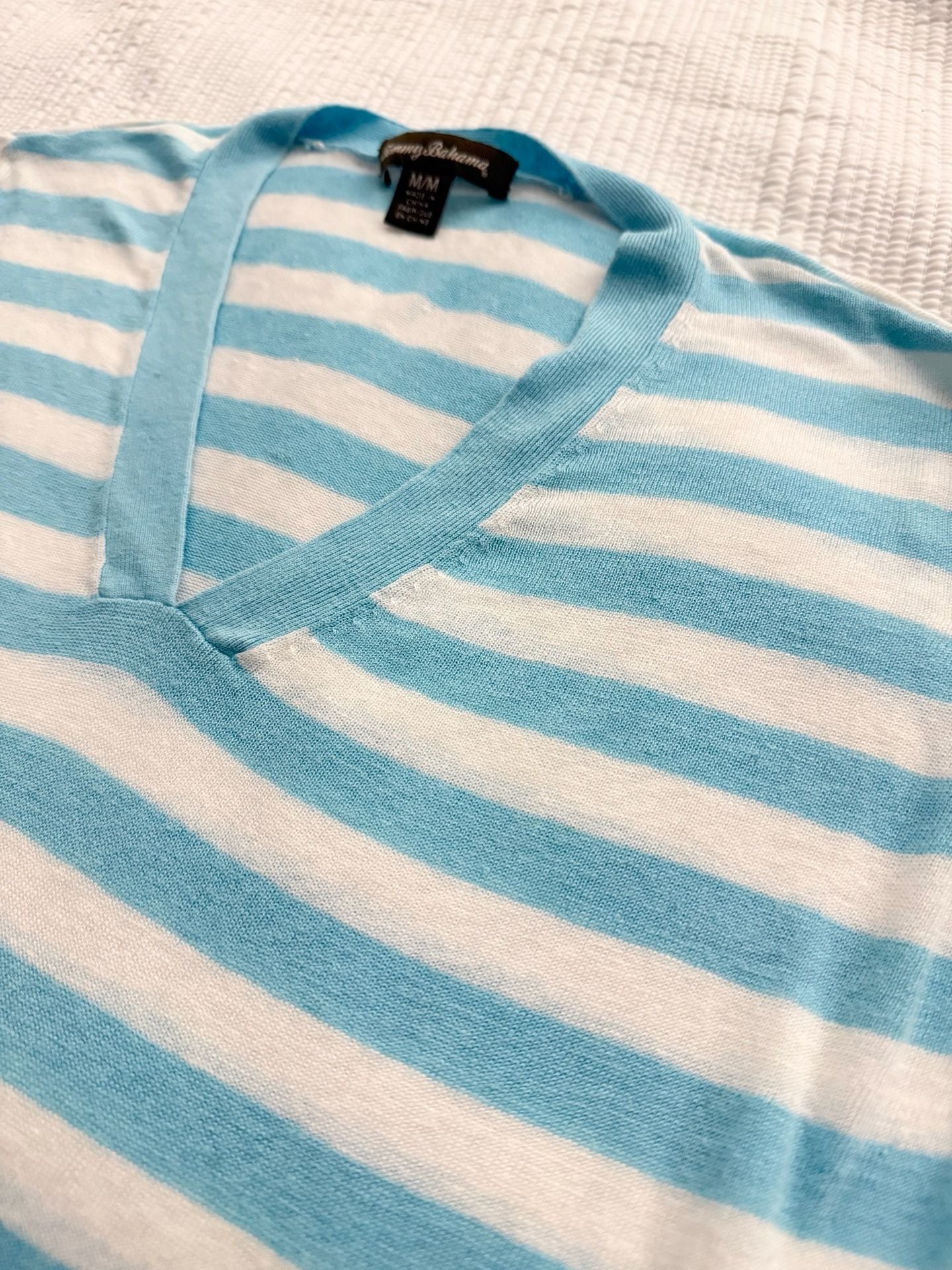 Tommy Bahama Blue and White Striped V-Neck Long Sleeve Sweater 6