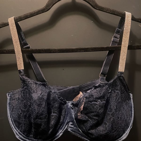 Victoria's Secret Wicked Unlined Lace & Velvet Shine Strap Bra Black 38DDD