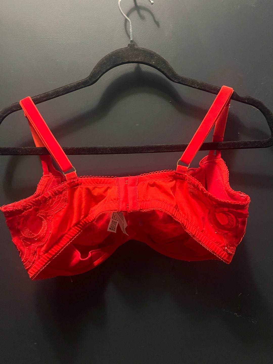 Victoria's Secret Dream Angels Push-Up Without Padding Bra 38DDD Red 3