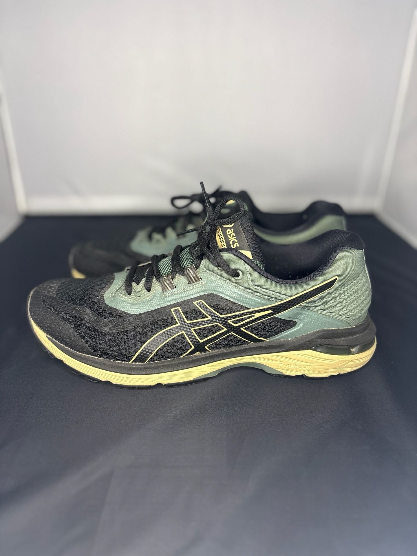 ASICS GT-2000 6 Dark Forest Running Shoes Black Green 3