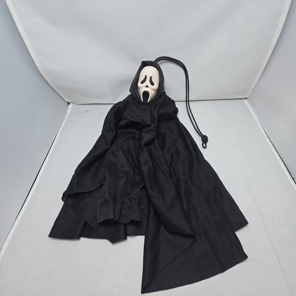 Fun World Scream Movie Ghost Face 13 Inch Hanging Halloween Decoration