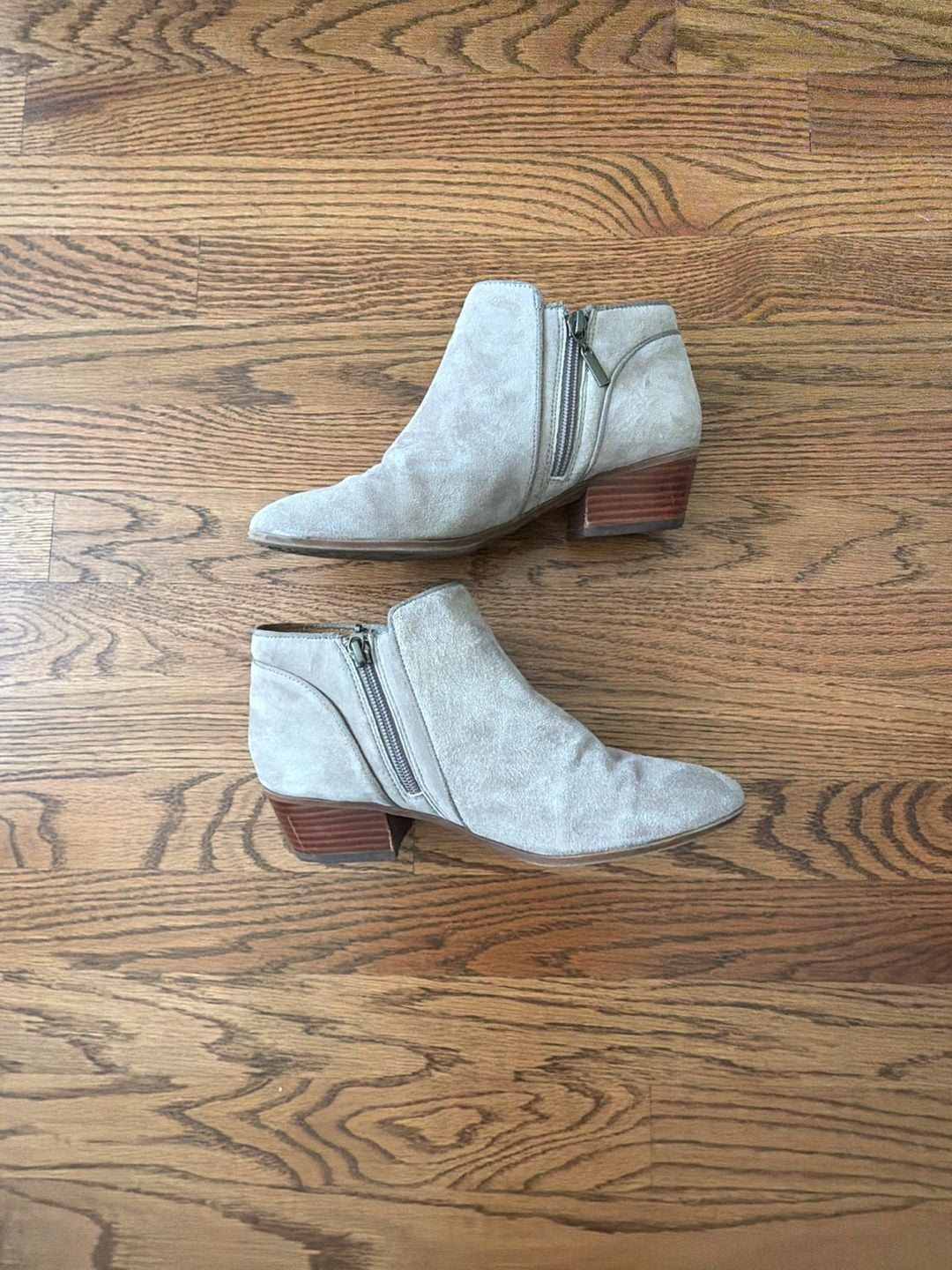 Clarks 3