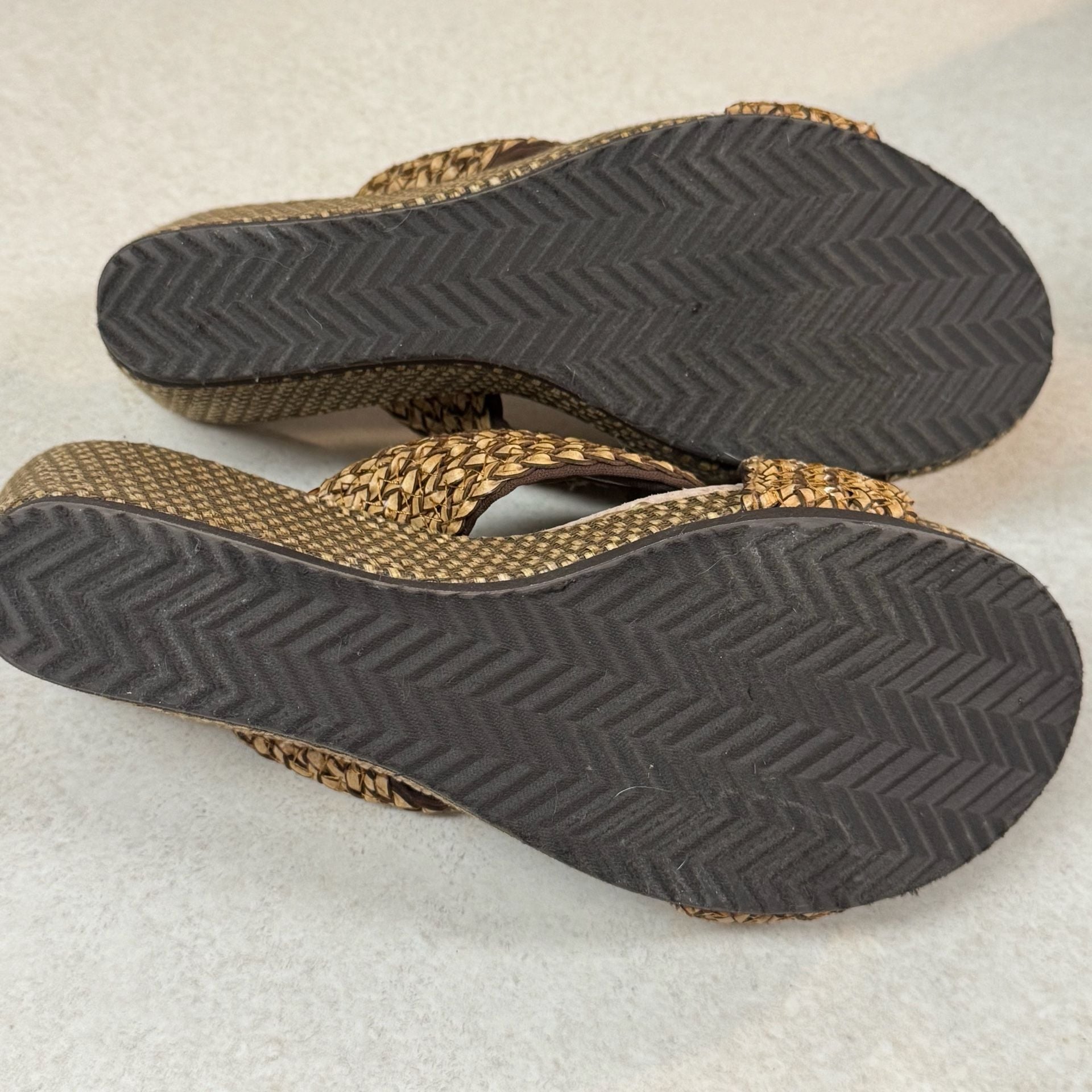 Volatile Women’s Size 9 Woven Raffia Platform Wedge Slide Sandals Boho Y2K 9