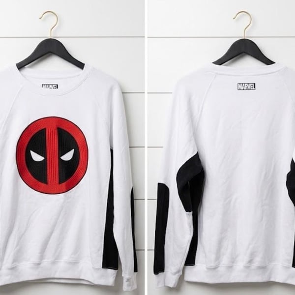 Marvel Deadpool Logo Embroidered Graphic Sweatshirt White Black Men's Large