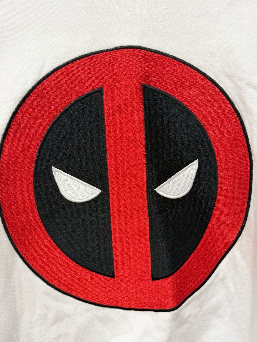 Marvel Deadpool Logo Embroidered Graphic Sweatshirt White Black Men's Large 3