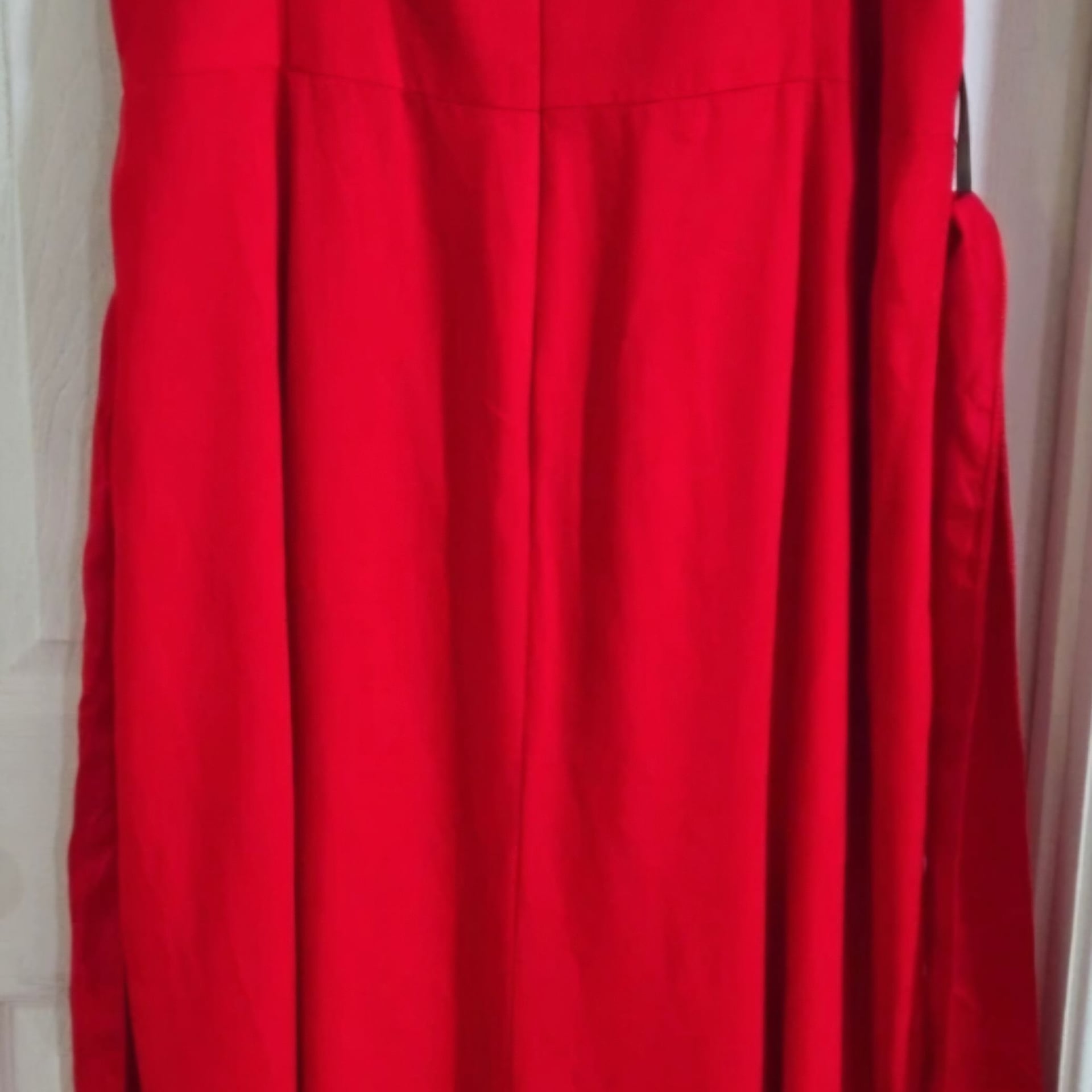 White by Vera Wang Crepe Gown in Red Size 24 6