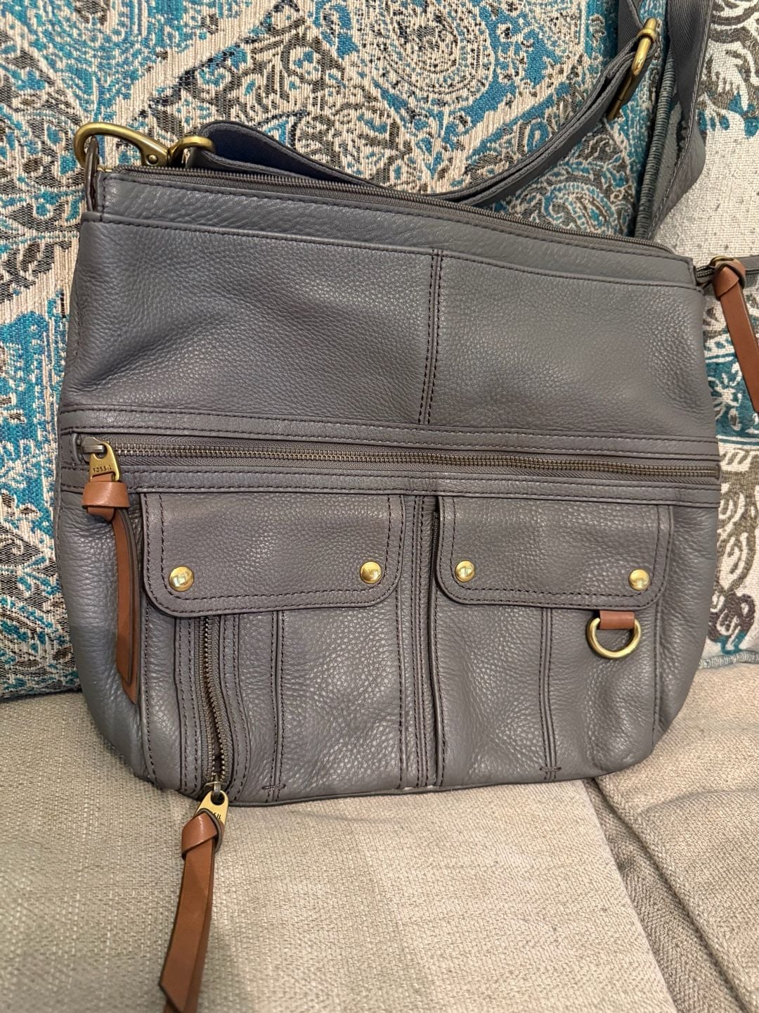 Fossil Morgan Traveler Pebbled Leather Grey Crossbody Messenger Bag 3