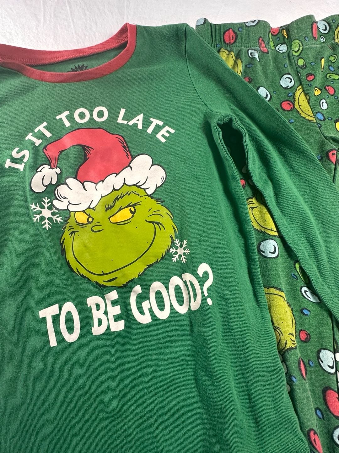 Dr. Seuss The Grinch Is It Too Late To Be Good Kids Pajama Set 2