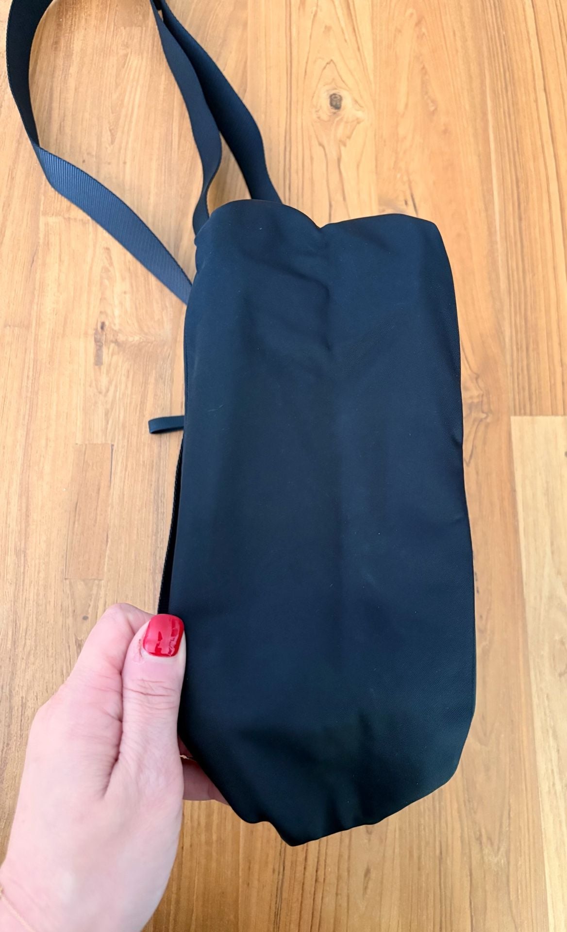 Lululemon Festival 5L Black Crossbody Bag 7