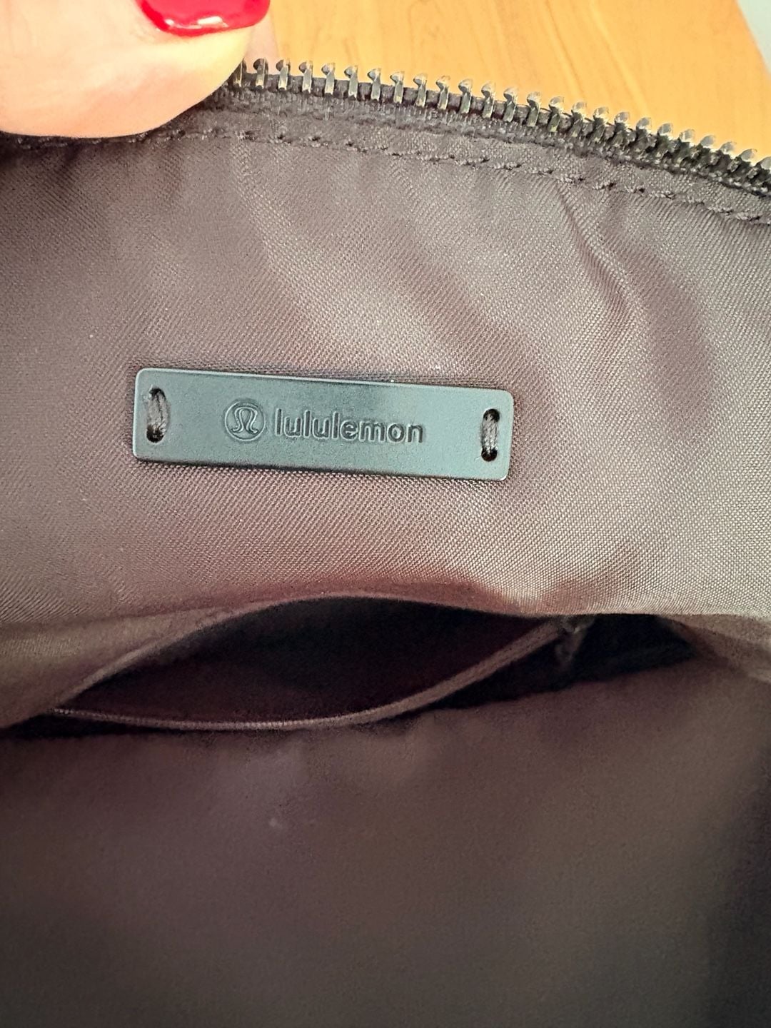 Lululemon Festival 5L Black Crossbody Bag 11