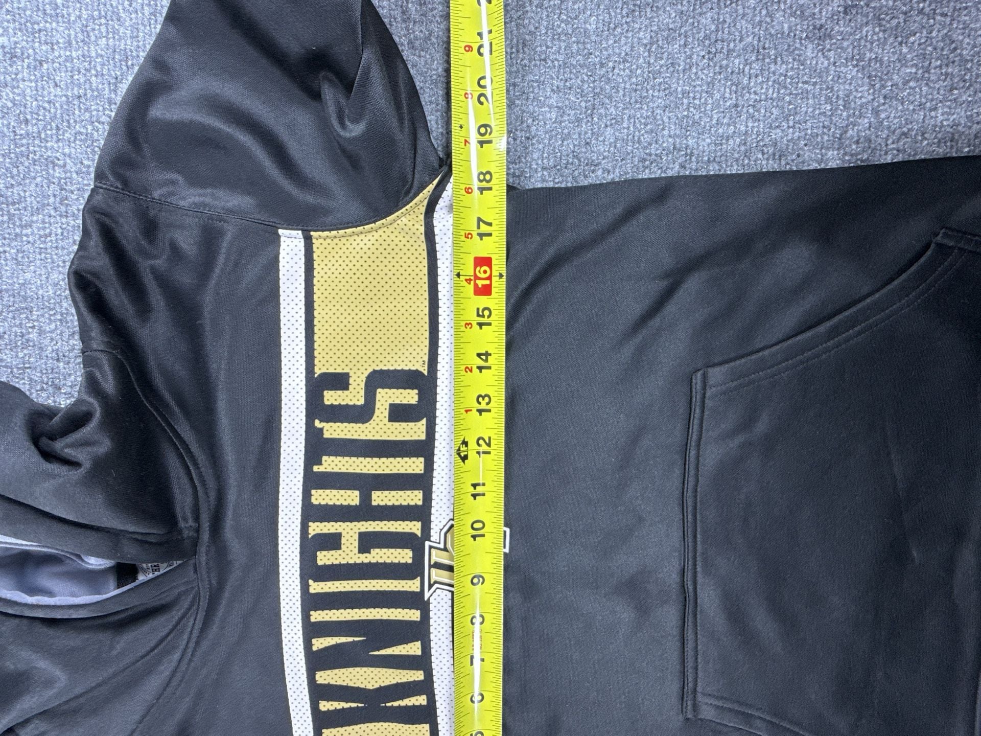 Rivalry Threads UCF Knights Youth L Black Hoodie Sweatshirt Central Florida NWOT 8