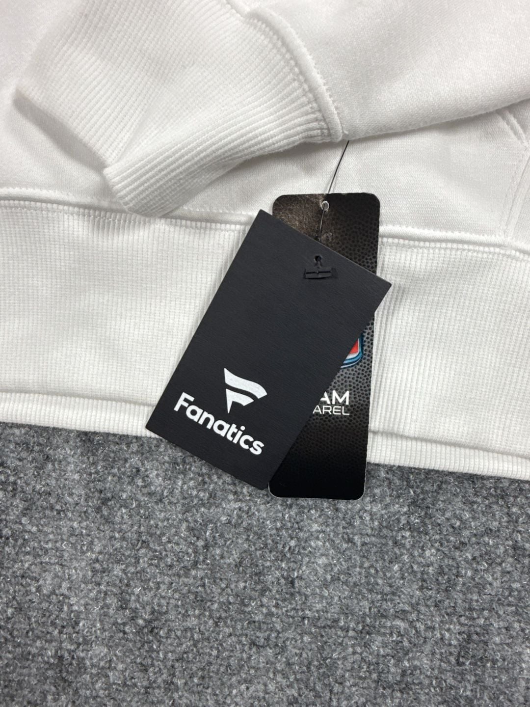 Product thumbnail 4