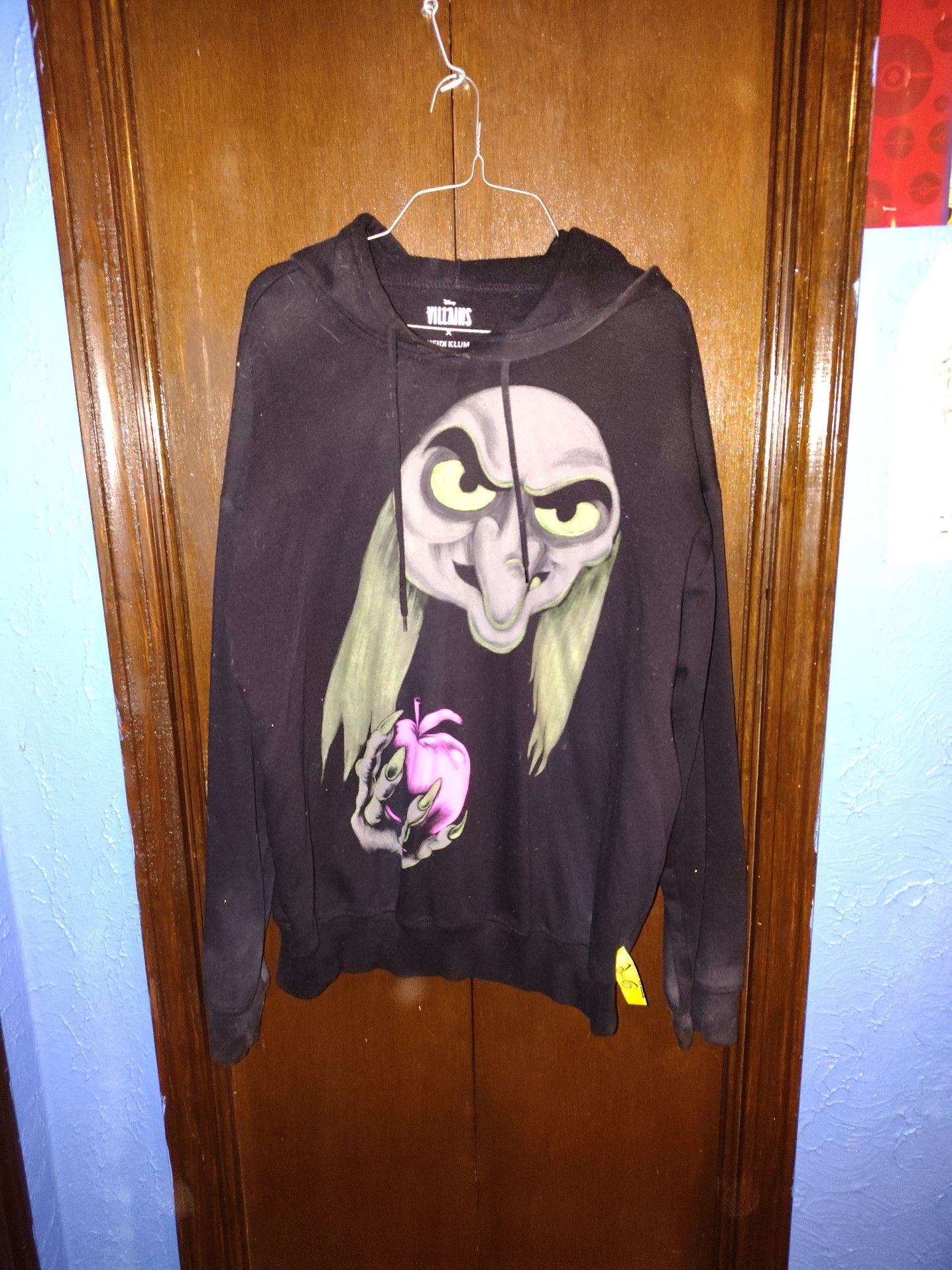 Disney Villains x Heidi Klum Evil Queen Hoodie Large 3