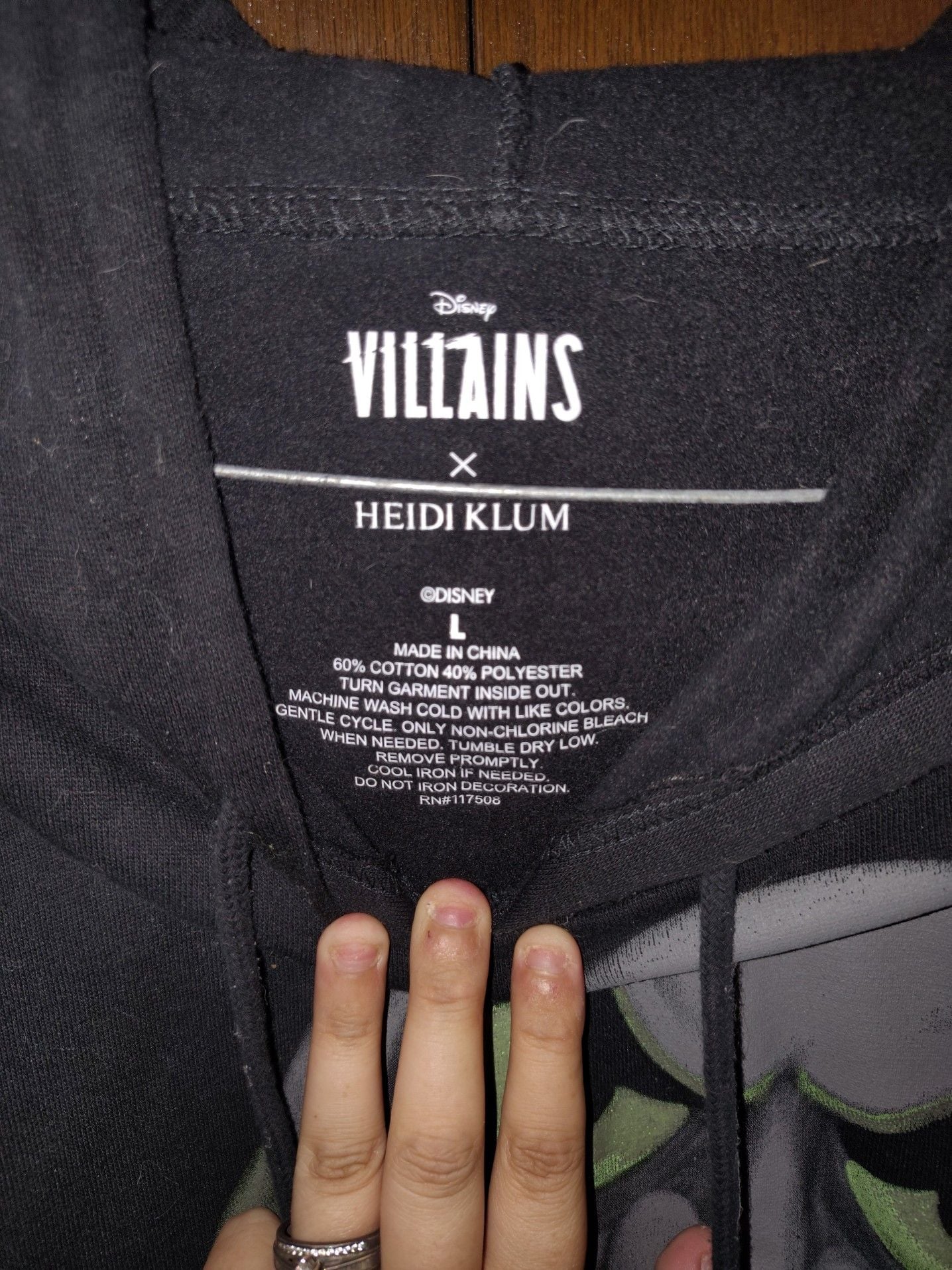 Disney Villains x Heidi Klum Evil Queen Hoodie Large 4