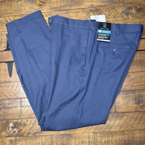 PGA Tour Men's Expandable Waistband Pants Black Iris 32x30