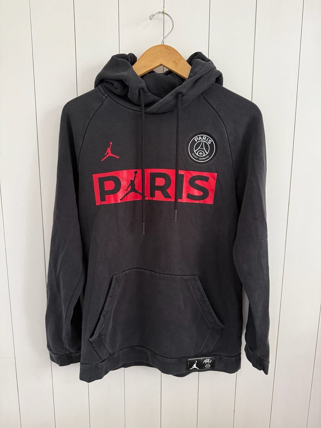 Jordan Paris Saint-Germain PSG Pullover Hoodie Black Red Size S 2