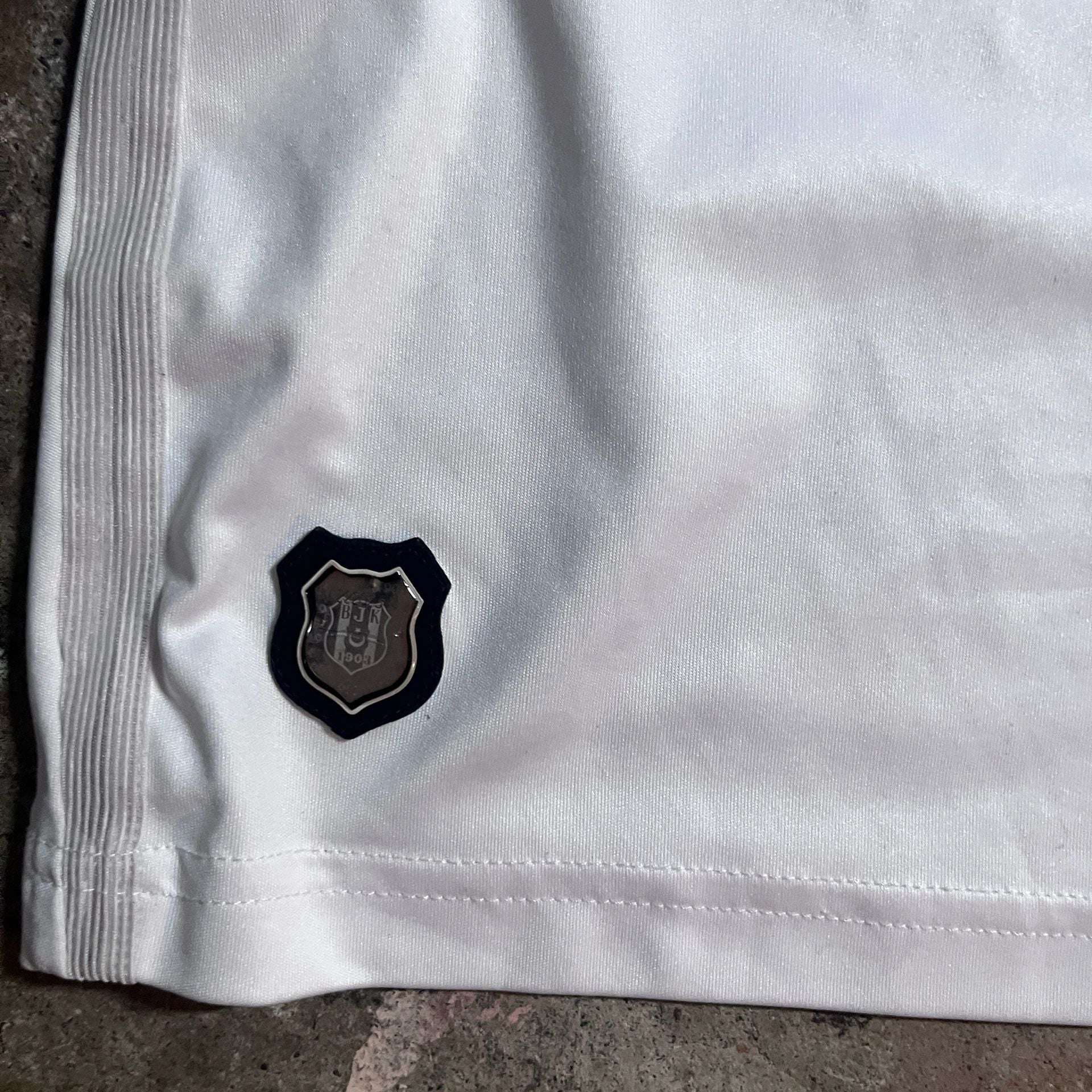 Adidas Beşiktaş JK 2014/15 Home Soccer Jersey 4