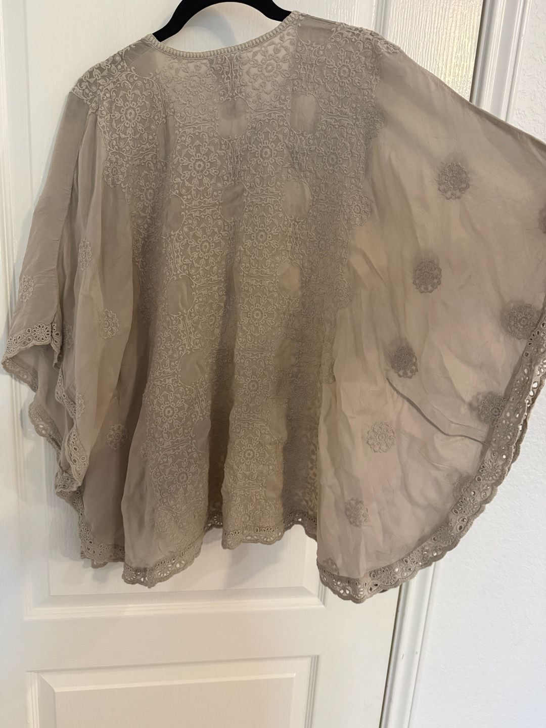 Johnny Was Dakota Embroidered Tie Neck Poncho Top Size S Taupe Boho Eyelet 7