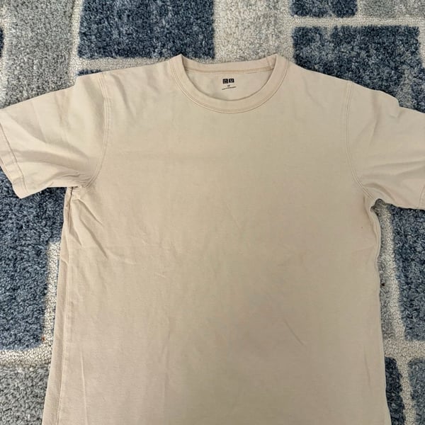 Uniqlo U Crew Neck Short Sleeve T-Shirt Tan Medium