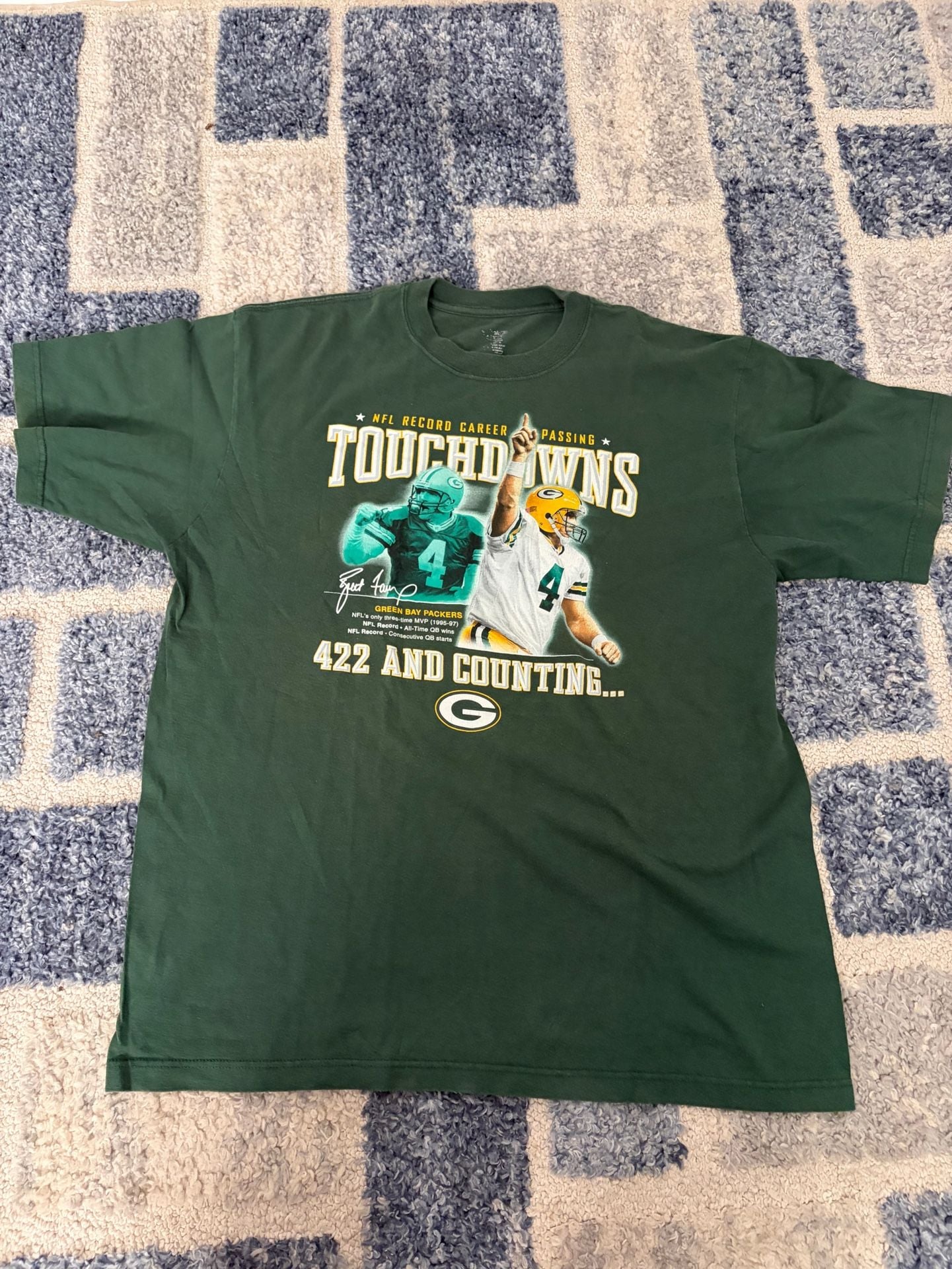Vintage Reebok Green Bay Packers Brett Favre 422 and Counting Touchdowns Graphic T-Shirt 2