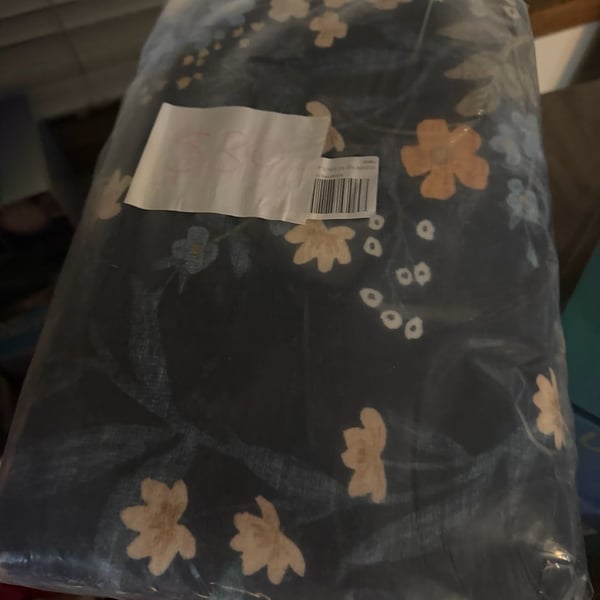 SAFAVIEH Martha Stewart Washable Dark Gray/Beige 3 ft. x 5 ft. Machine Washable Floral Ornate Area Rug MSRW197G-3 - ,