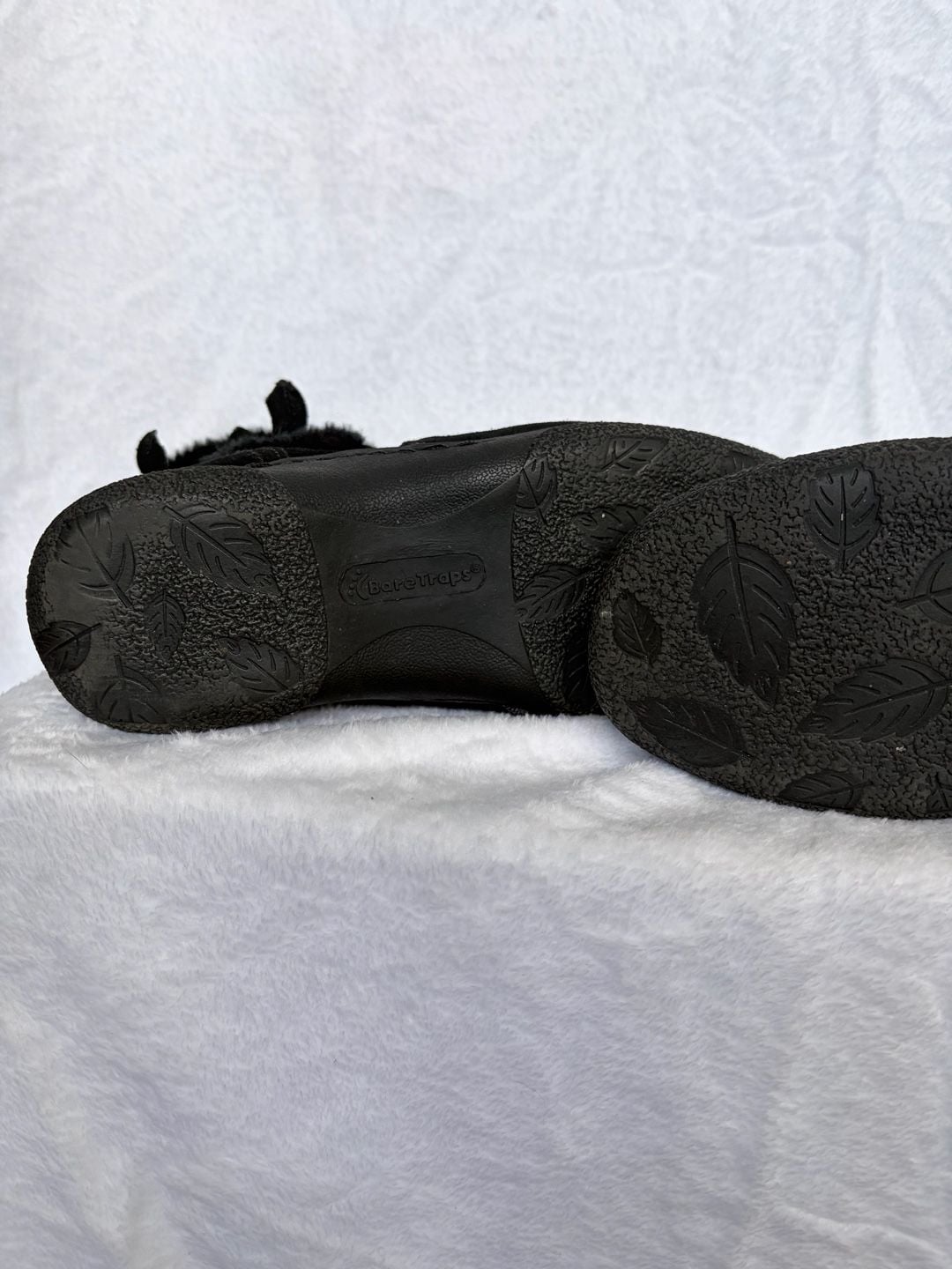 BareTraps Black Faux Fur Suede Ankle Boots 6