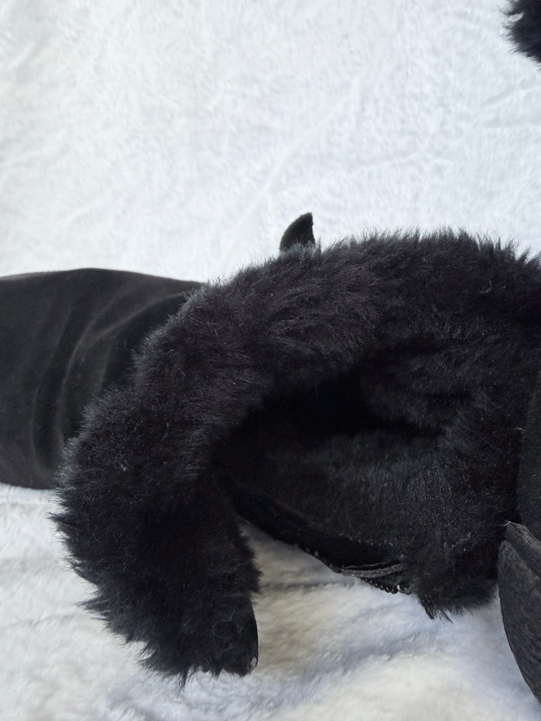 BareTraps Black Faux Fur Suede Ankle Boots 7