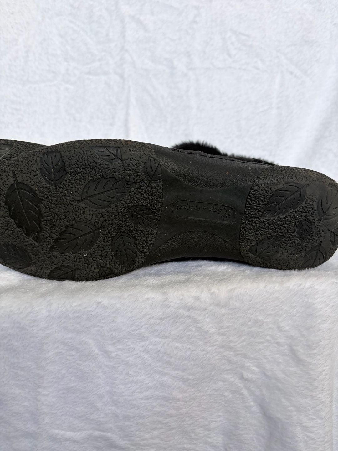 BareTraps Black Faux Fur Suede Ankle Boots 9