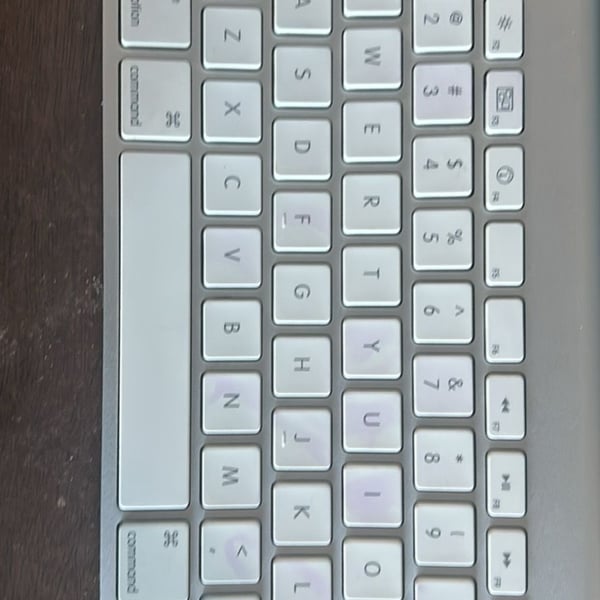 Apple Wireless Bluetooth Keyboard Model A1314