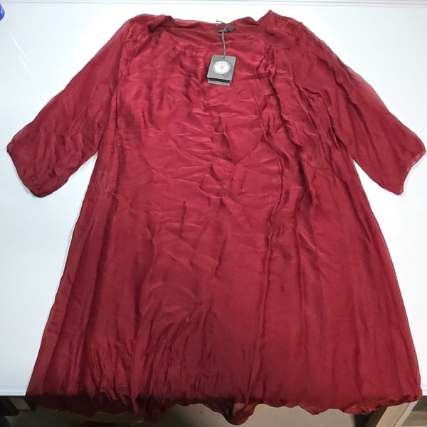 M - Made In Italy Red Silk Blend 3/4 Sleeve Tunic Dress Size M New with Tags