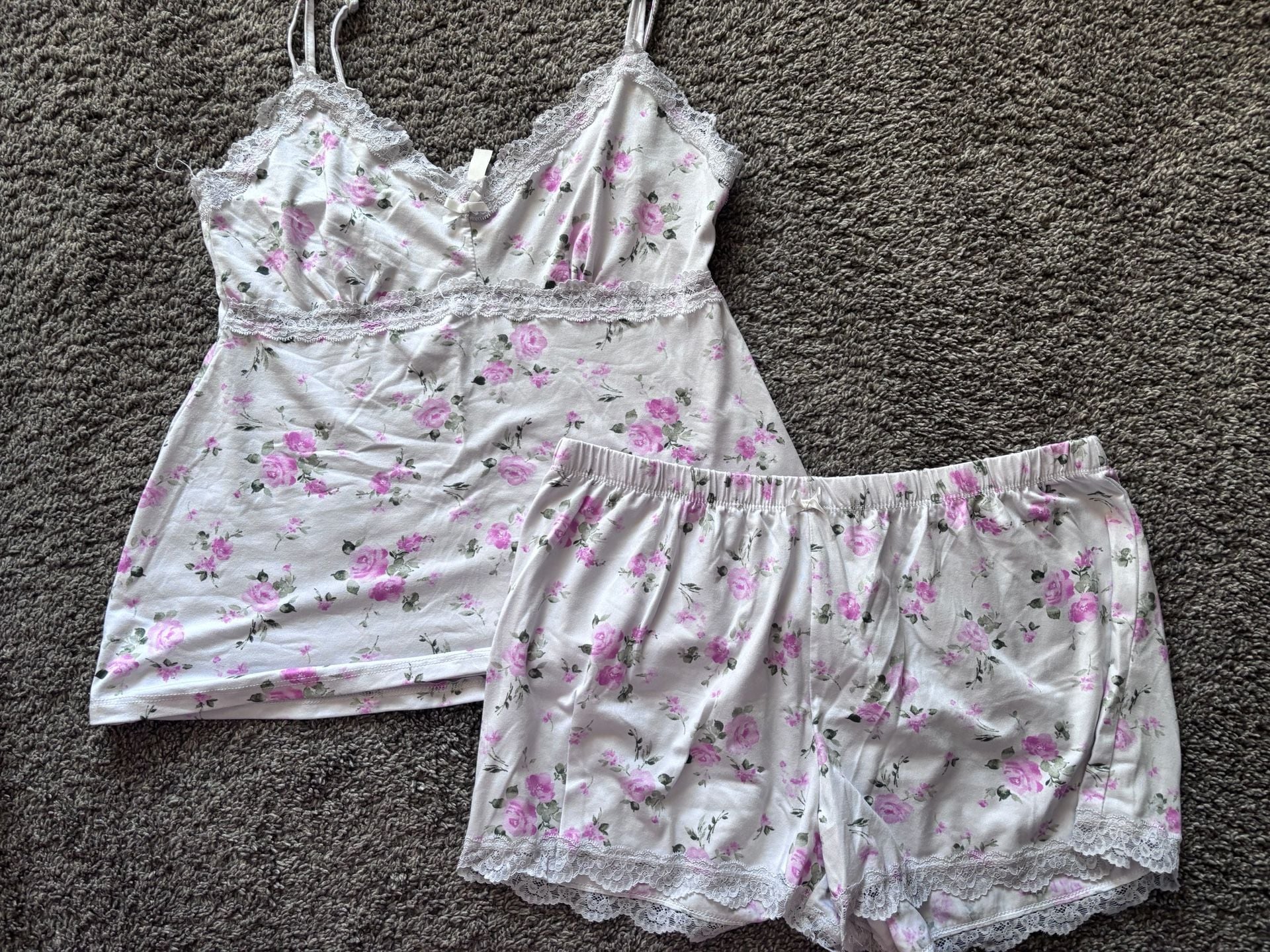 Laura Ashley floral 4 piece pajama set 1