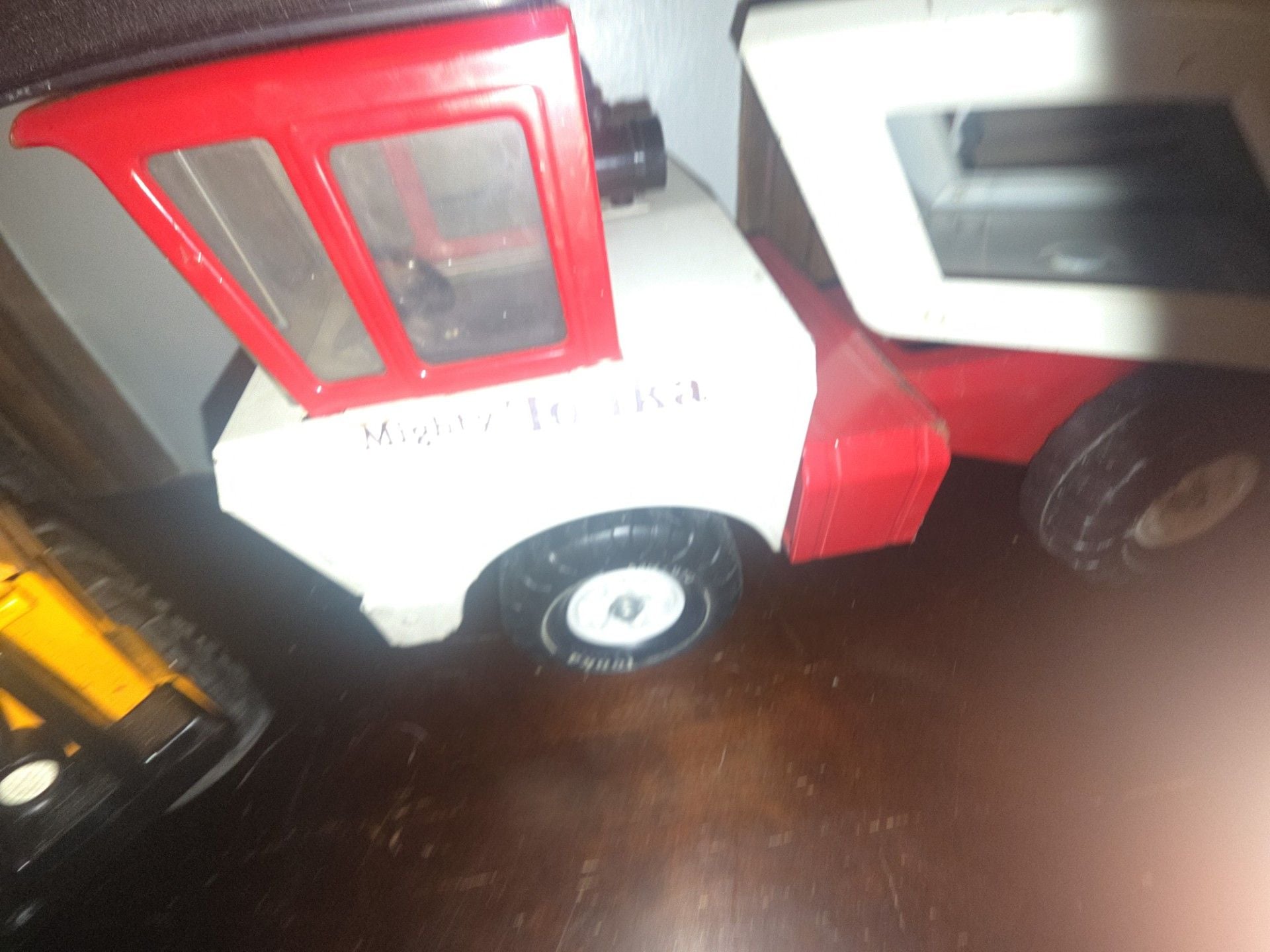 Vintage Mighty Tonka Car Carrier Pressed Steel Toy Truck 2