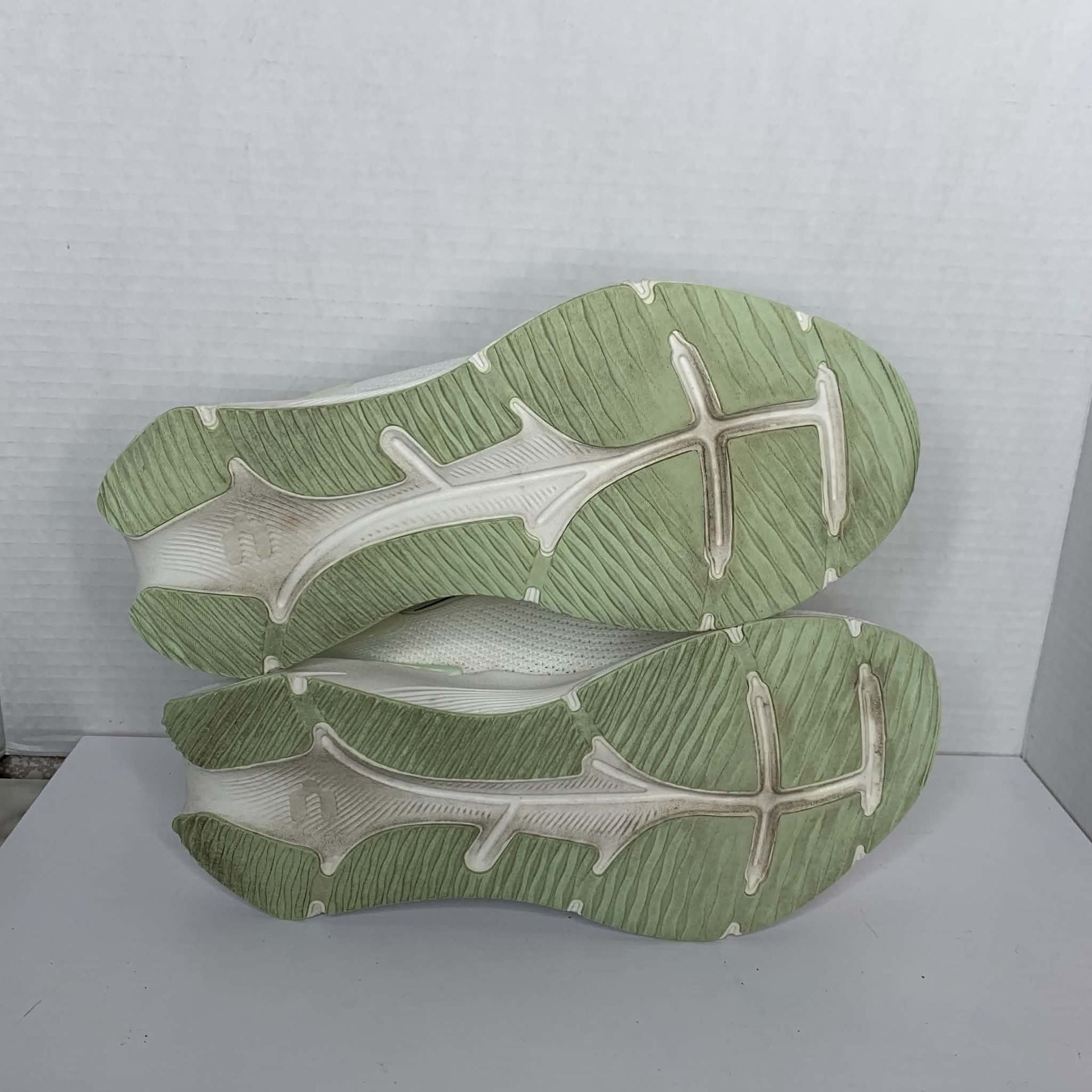 Charly White and Lime Green Athletic Running Sneakers Shoes 9