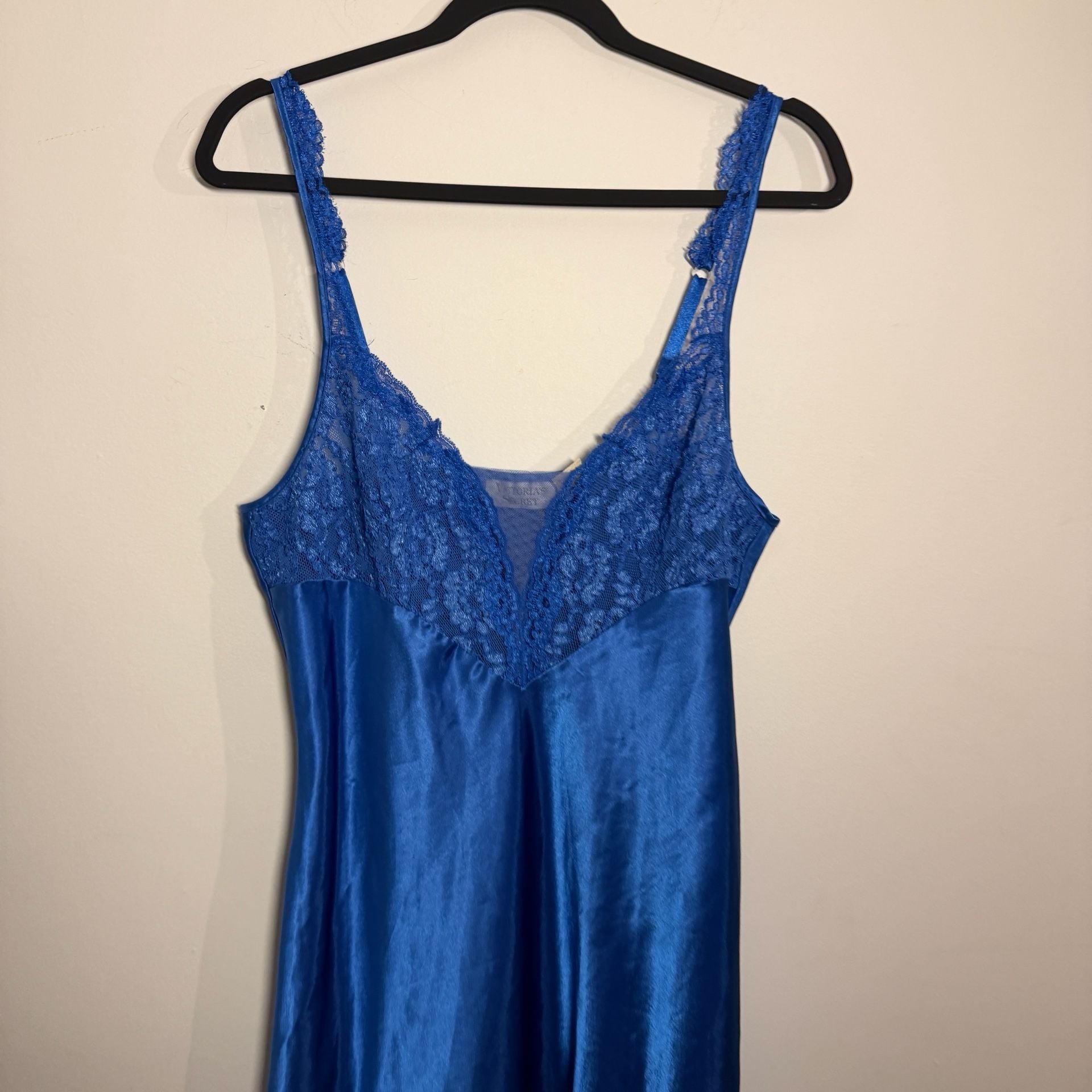 Victoria's Secret Vintage Gold Label Blue Satin Lace Full Length Slip 7