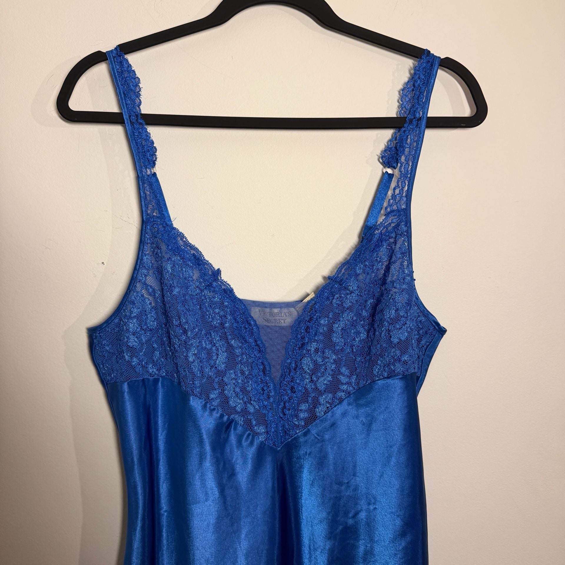 Victoria's Secret Vintage Gold Label Blue Satin Lace Full Length Slip 8