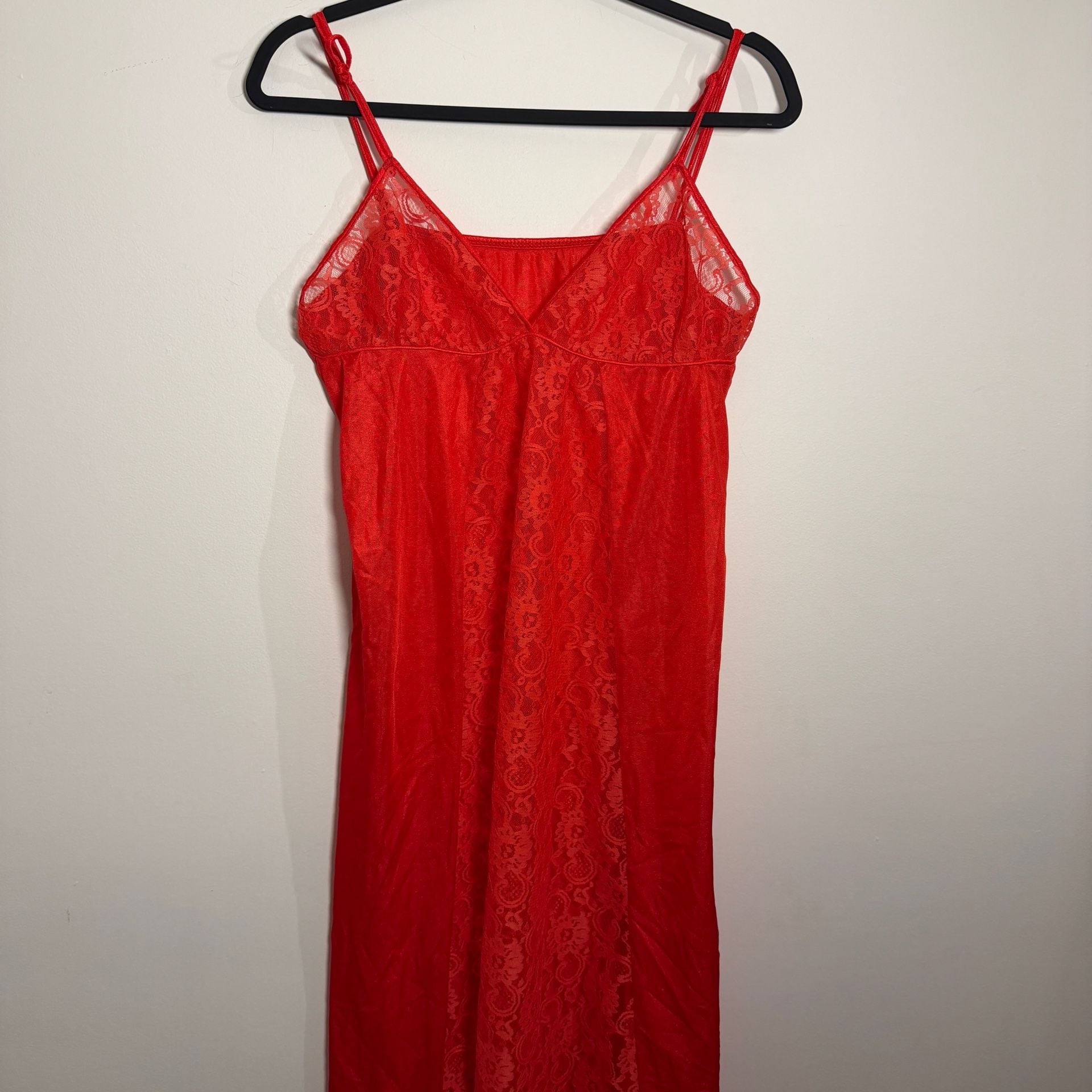 Vintage Spotlight Red Lace Long Nightgown Size Medium Made in USA 5