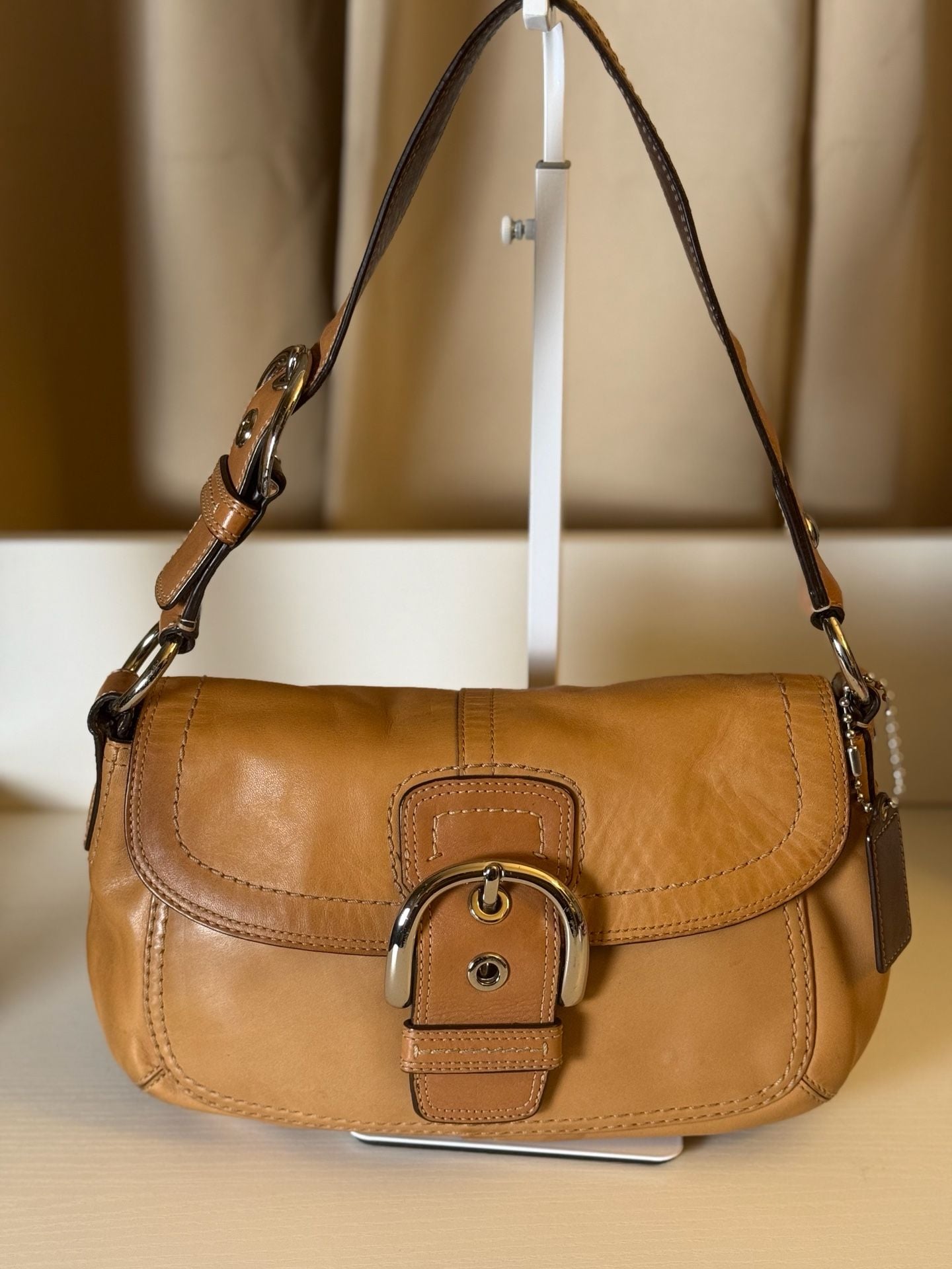 Coach Medium Soho Tan Leather Front Flap Buckle Shoulder Saddle Bag F13105 2